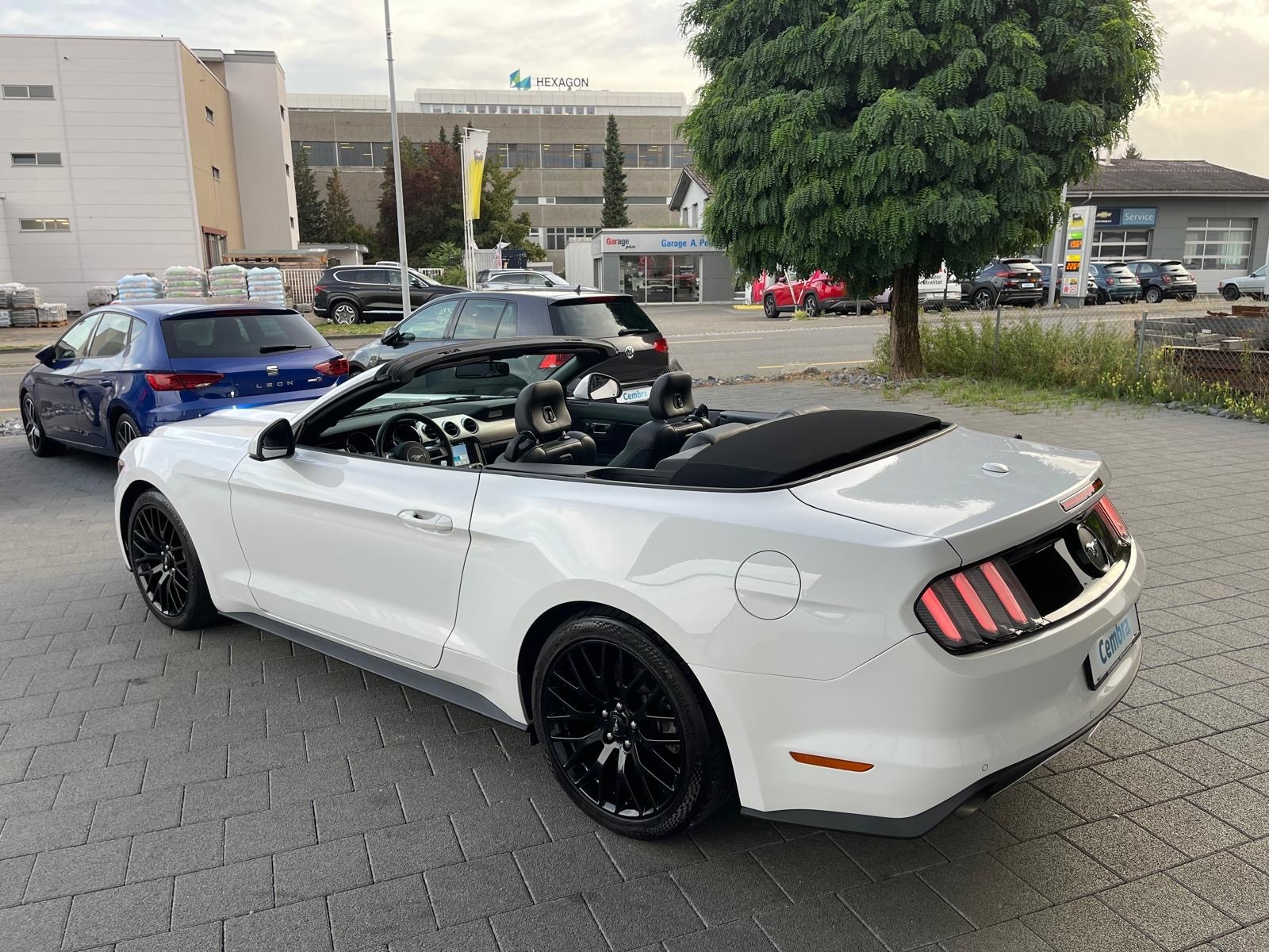 FORD Mustang Convertible 2.3 Automat-image-9