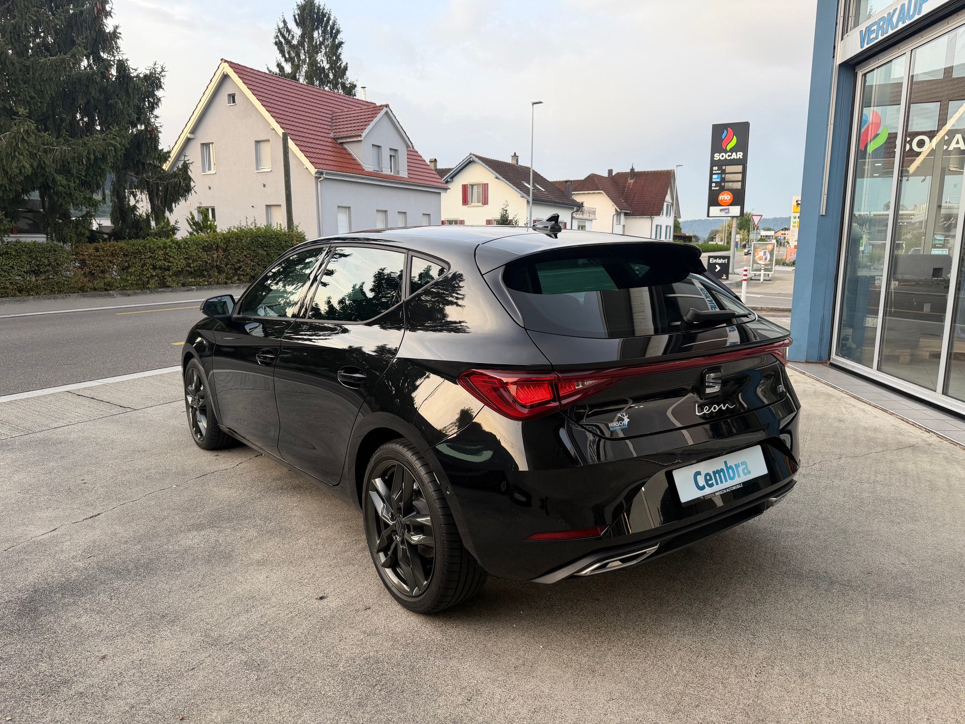 SEAT Leon 1.5 TSI DSG FR-image-4