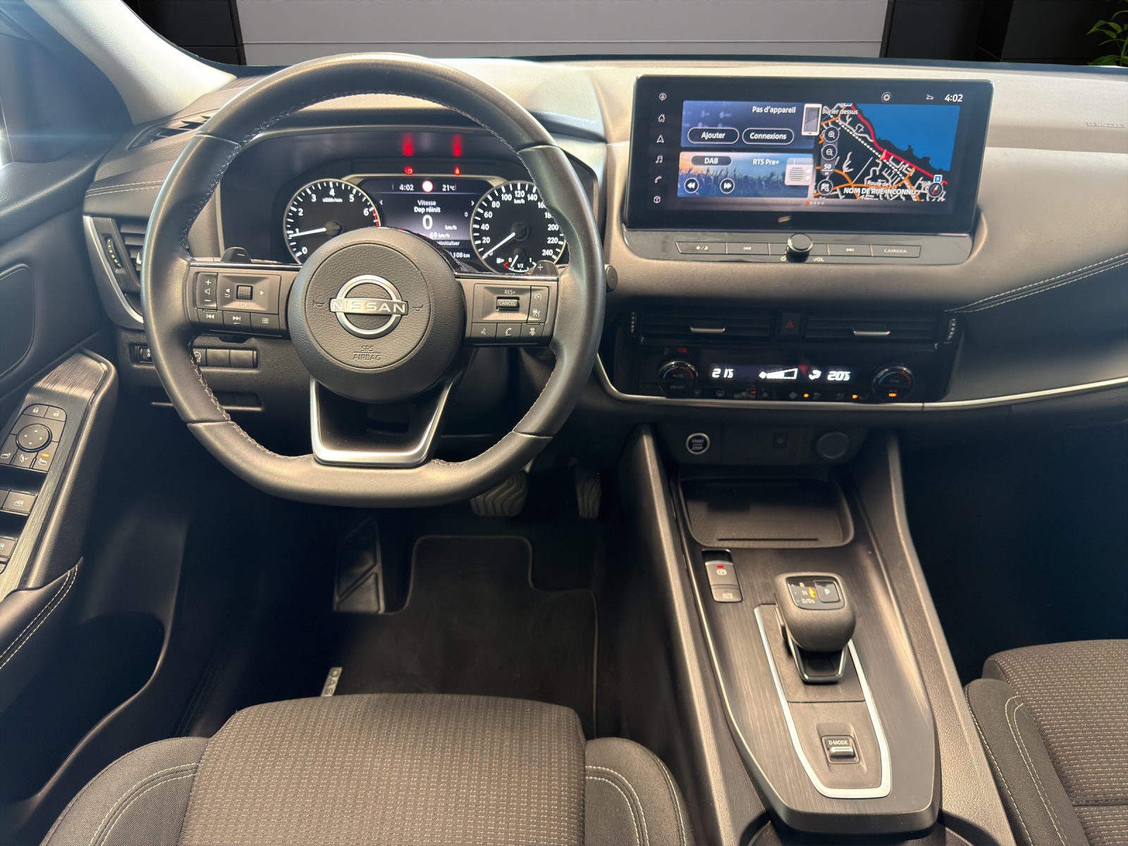 NISSAN Qashqai 1.3 MHEV N-Conne.-image-7