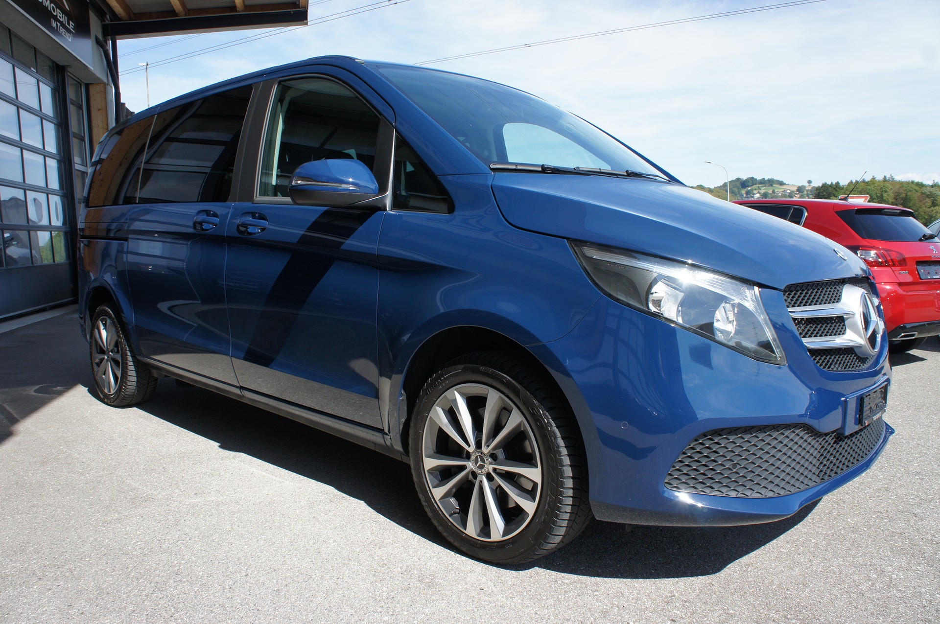 MERCEDES-BENZ V 300 d kompakt 4Matic 9G-Tronic kurz-image-6