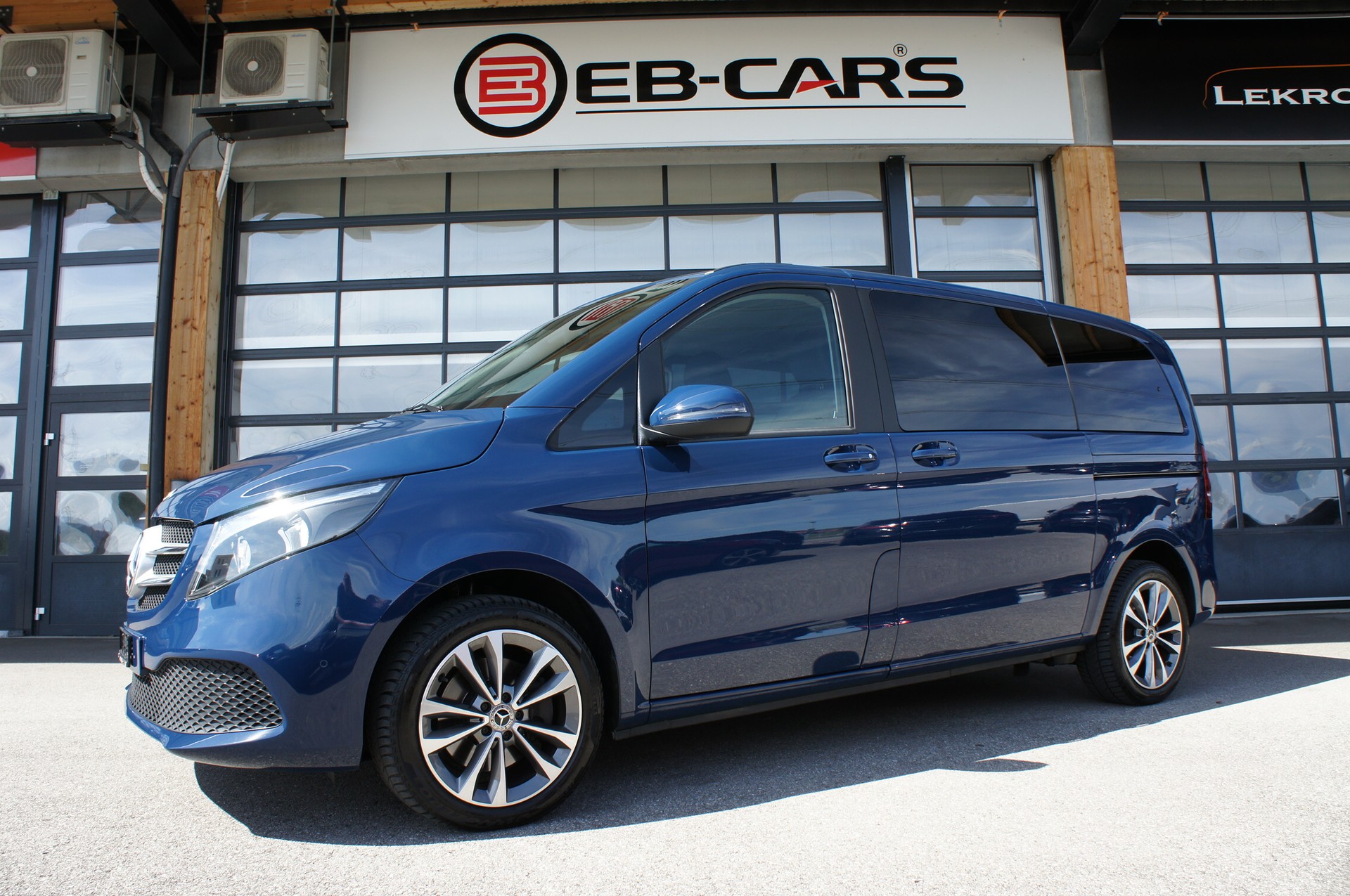 MERCEDES-BENZ V 300 d kompakt 4Matic 9G-Tronic kurz-image-0
