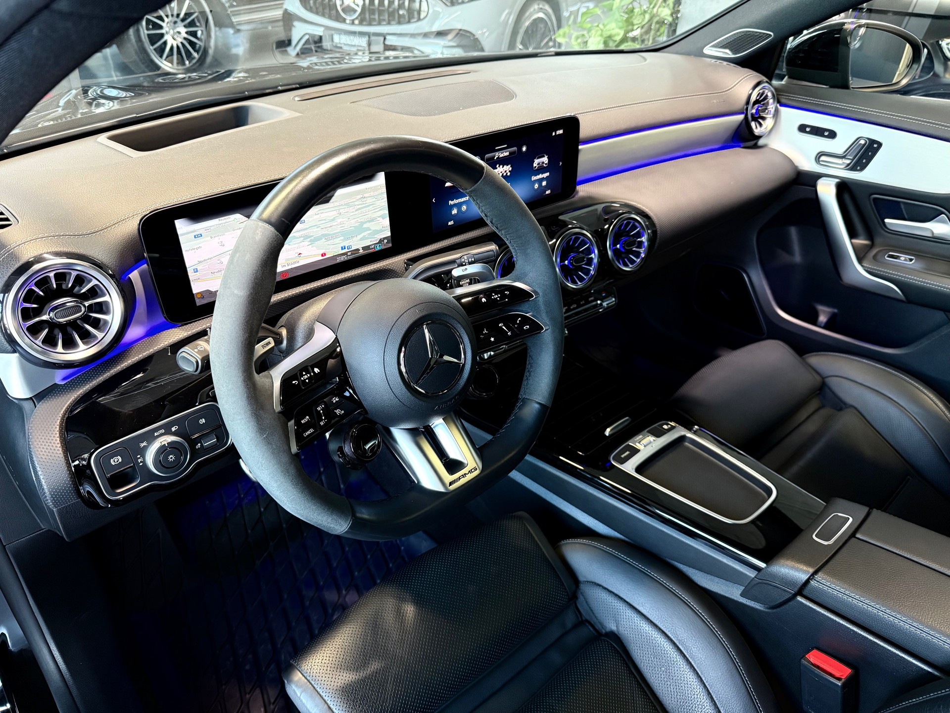 MERCEDES-BENZ A AMG 45 S 4Matic+ 8G-DCT-image-10
