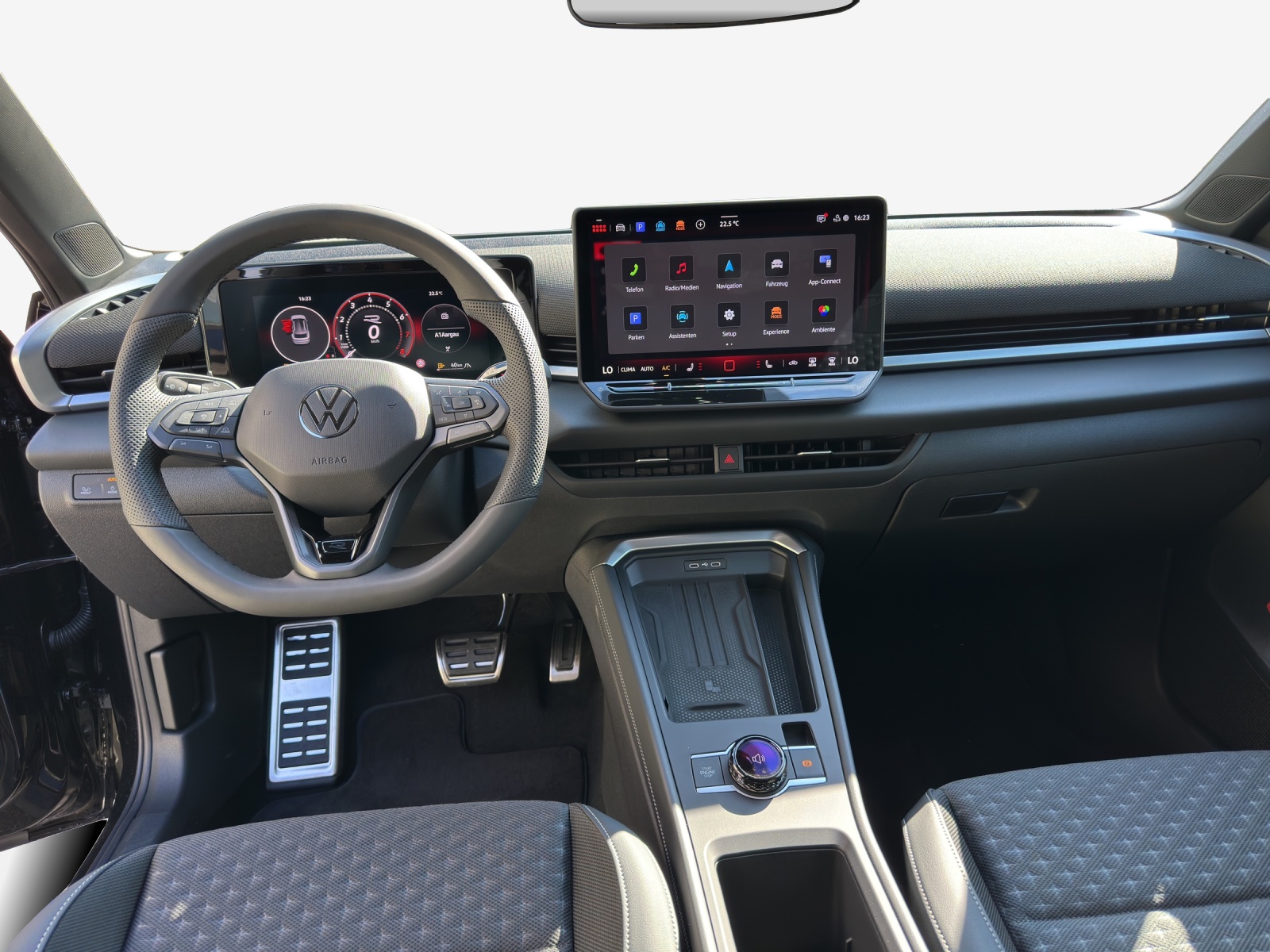 VW T-Roc 1.5 eTSI mHEV R-Line DSG-image-8