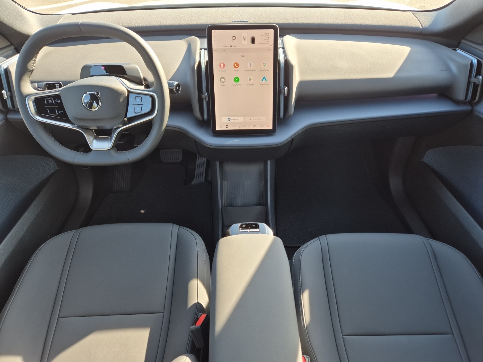 VOLVO EX30 CC P8 Plus AWD-image-10