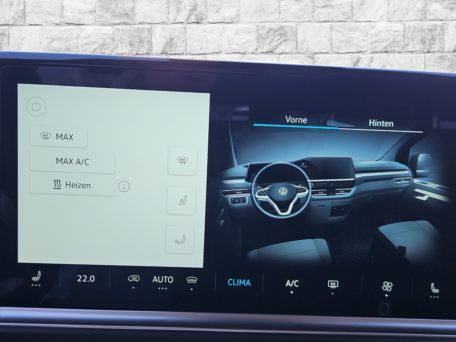 VW Caravelle BEV Life-image-10
