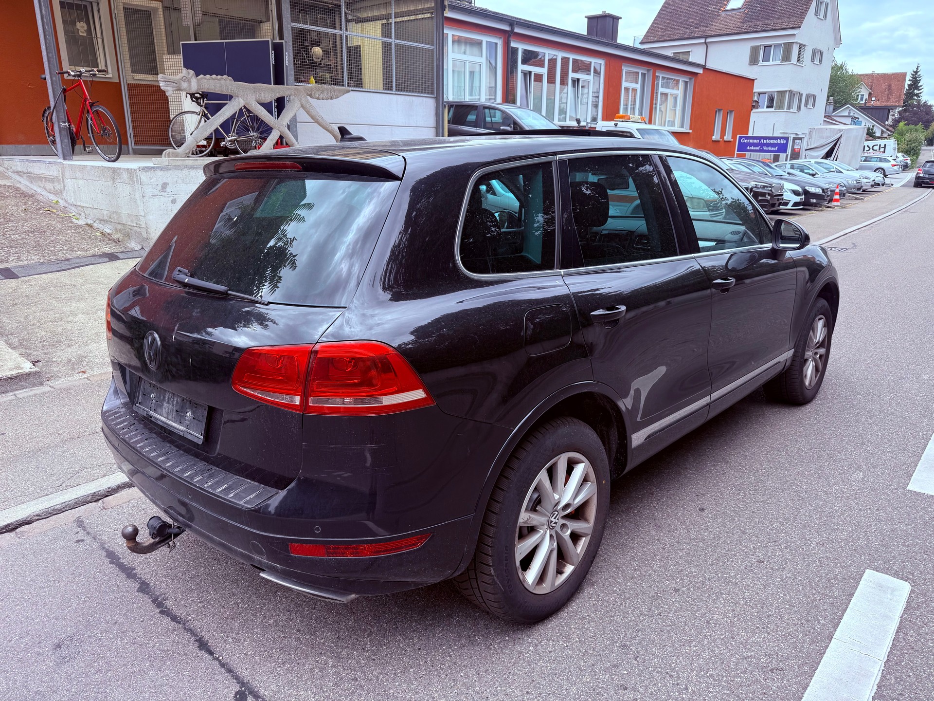 VW Touareg 3.0 TDI BlueMotion Technology Tiptronic-image-2