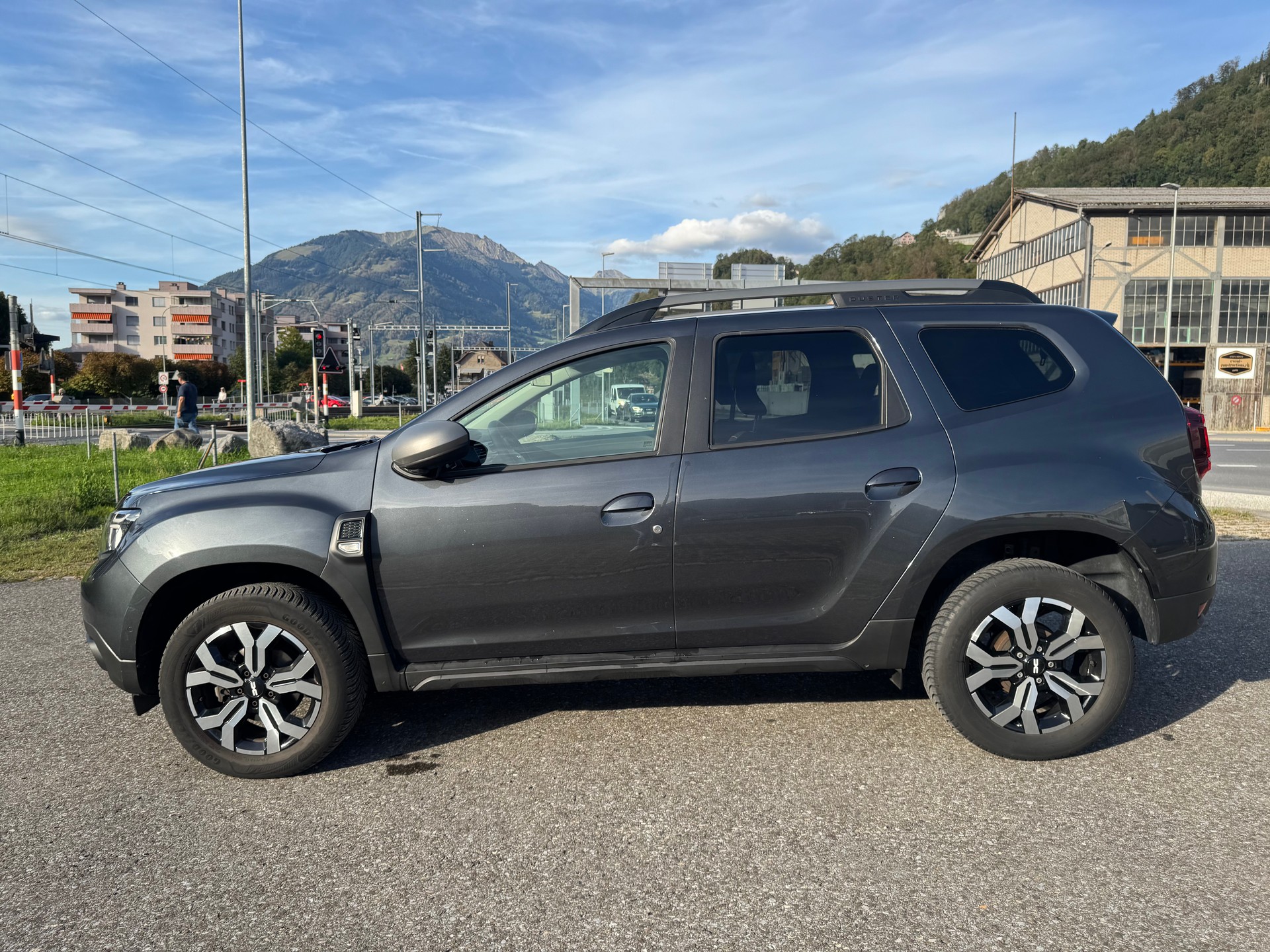 DACIA Duster TCe 150 Journey 4x4-image-6