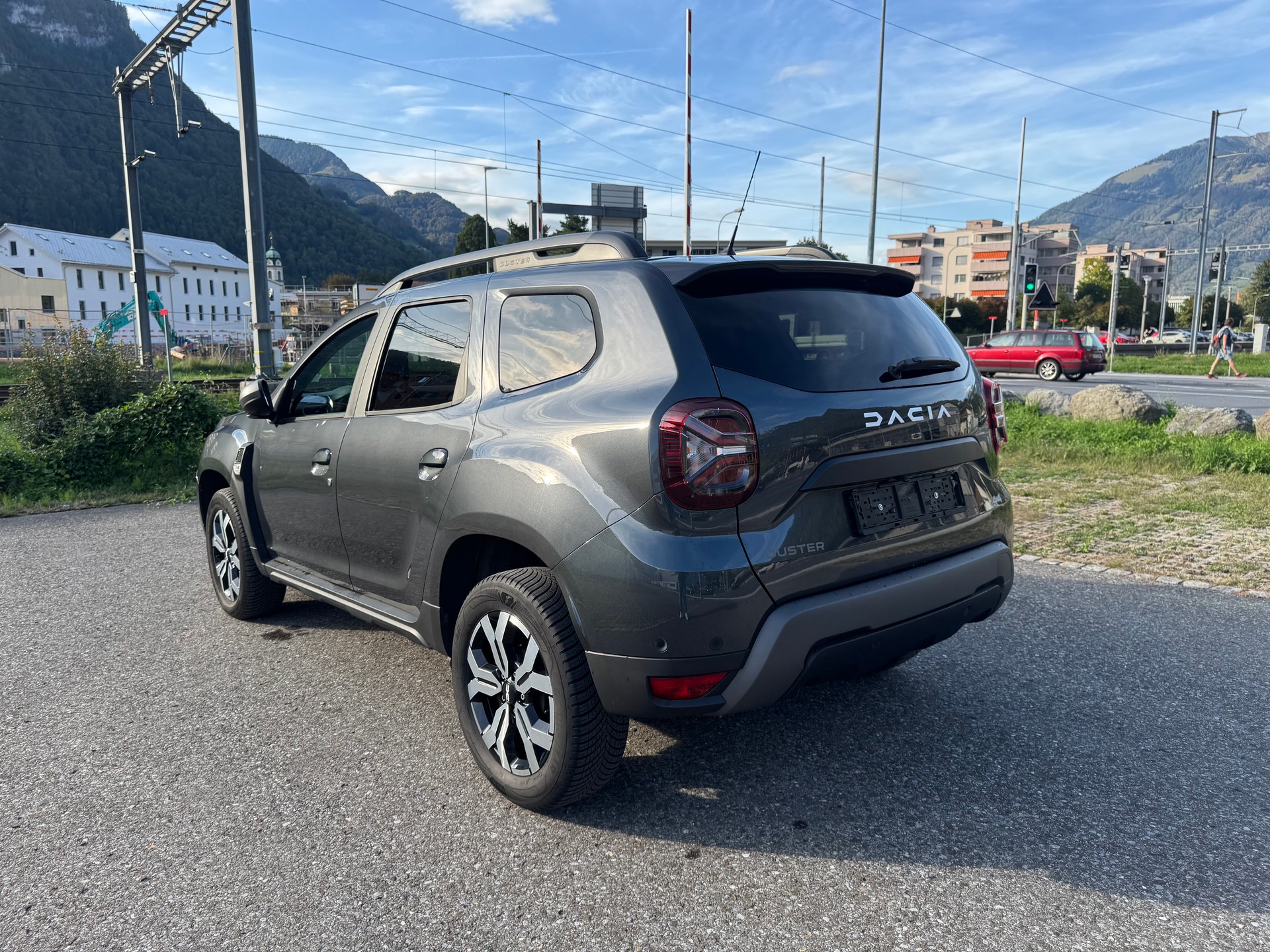DACIA Duster TCe 150 Journey 4x4-image-1