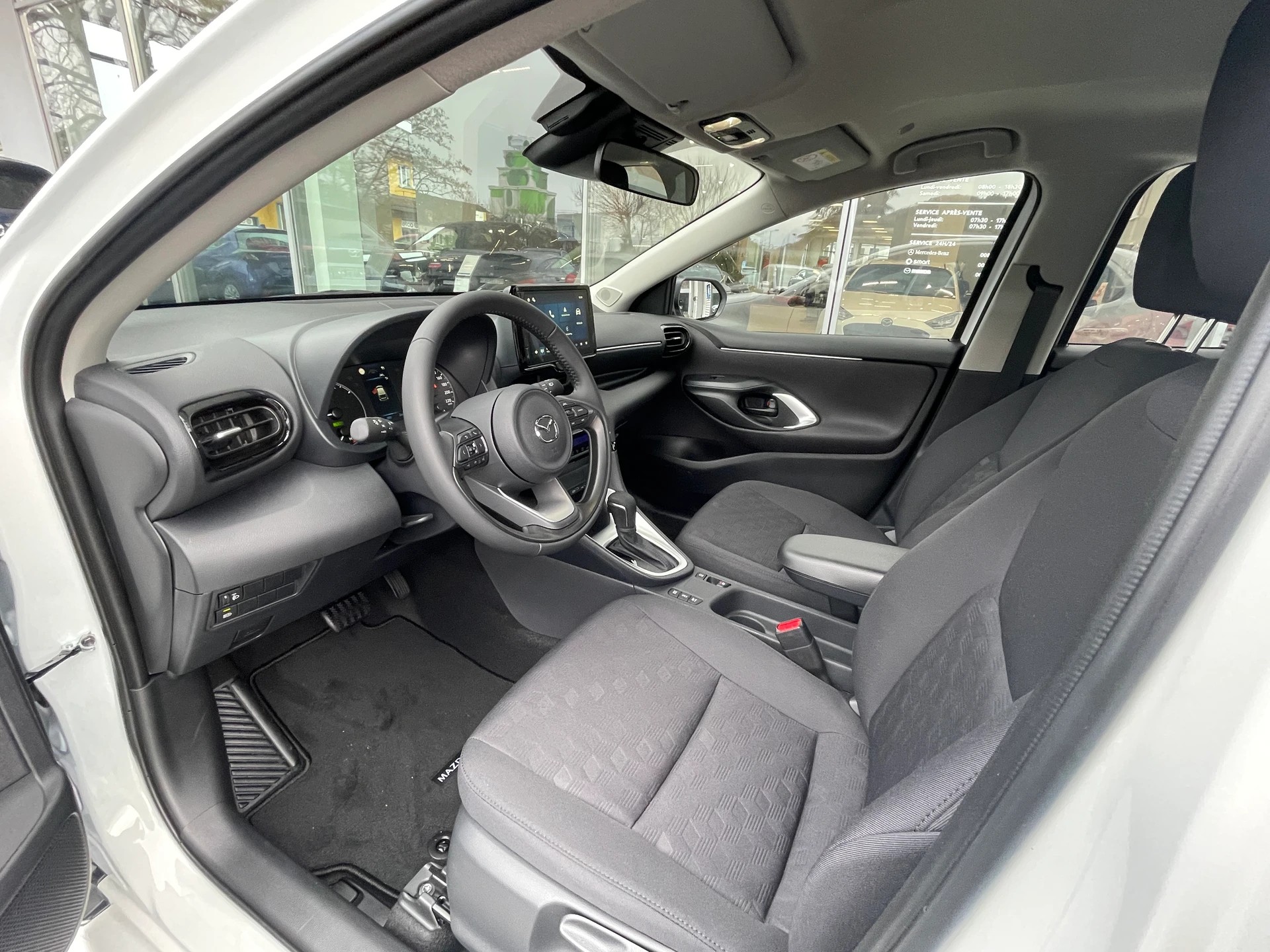 MAZDA 2 Hybrid Prime-line-image-5