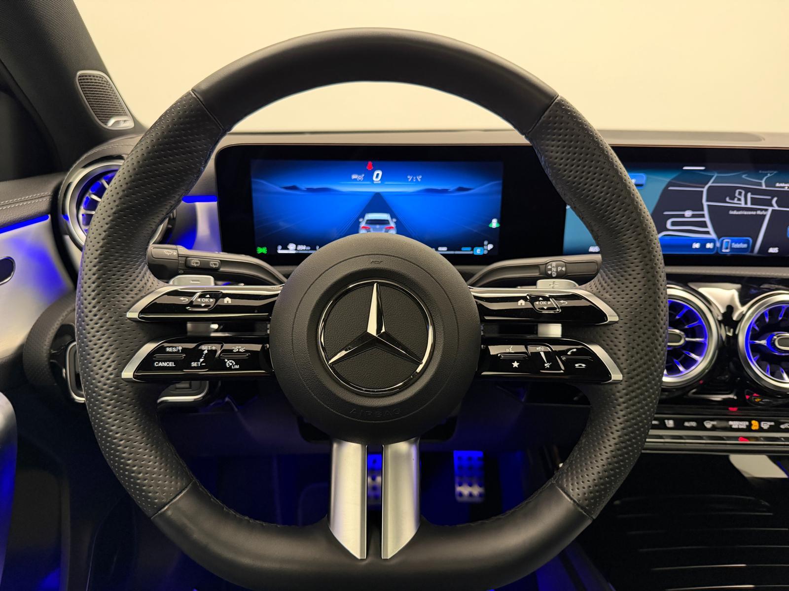 MERCEDES-BENZ A-Klasse W177 A 250 AMG Line 4m-image-20