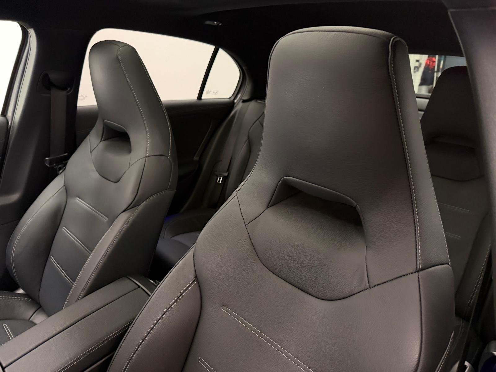 MERCEDES-BENZ A-Klasse W177 A 250 AMG Line 4m-image-12
