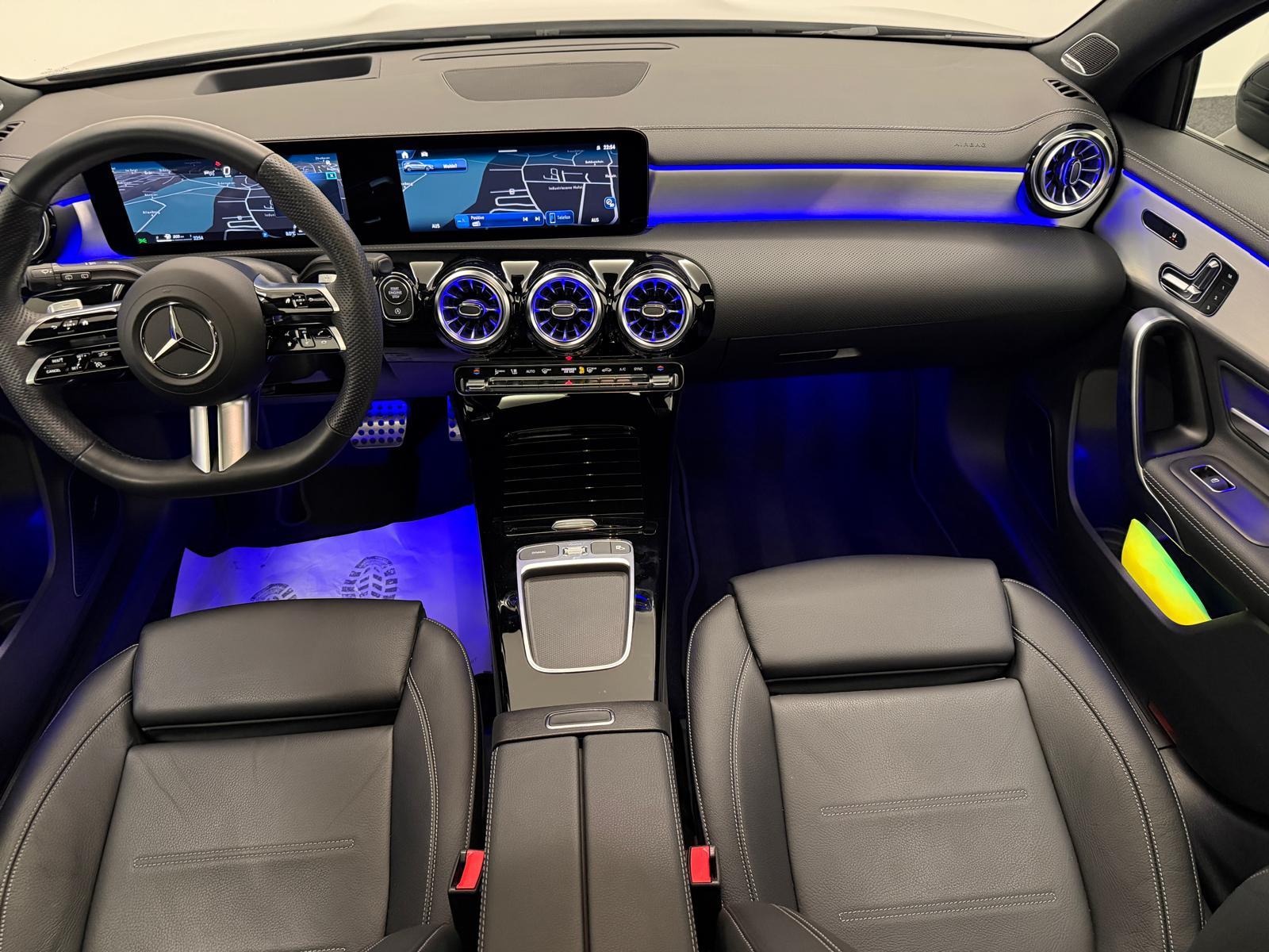 MERCEDES-BENZ A-Klasse W177 A 250 AMG Line 4m-image-14