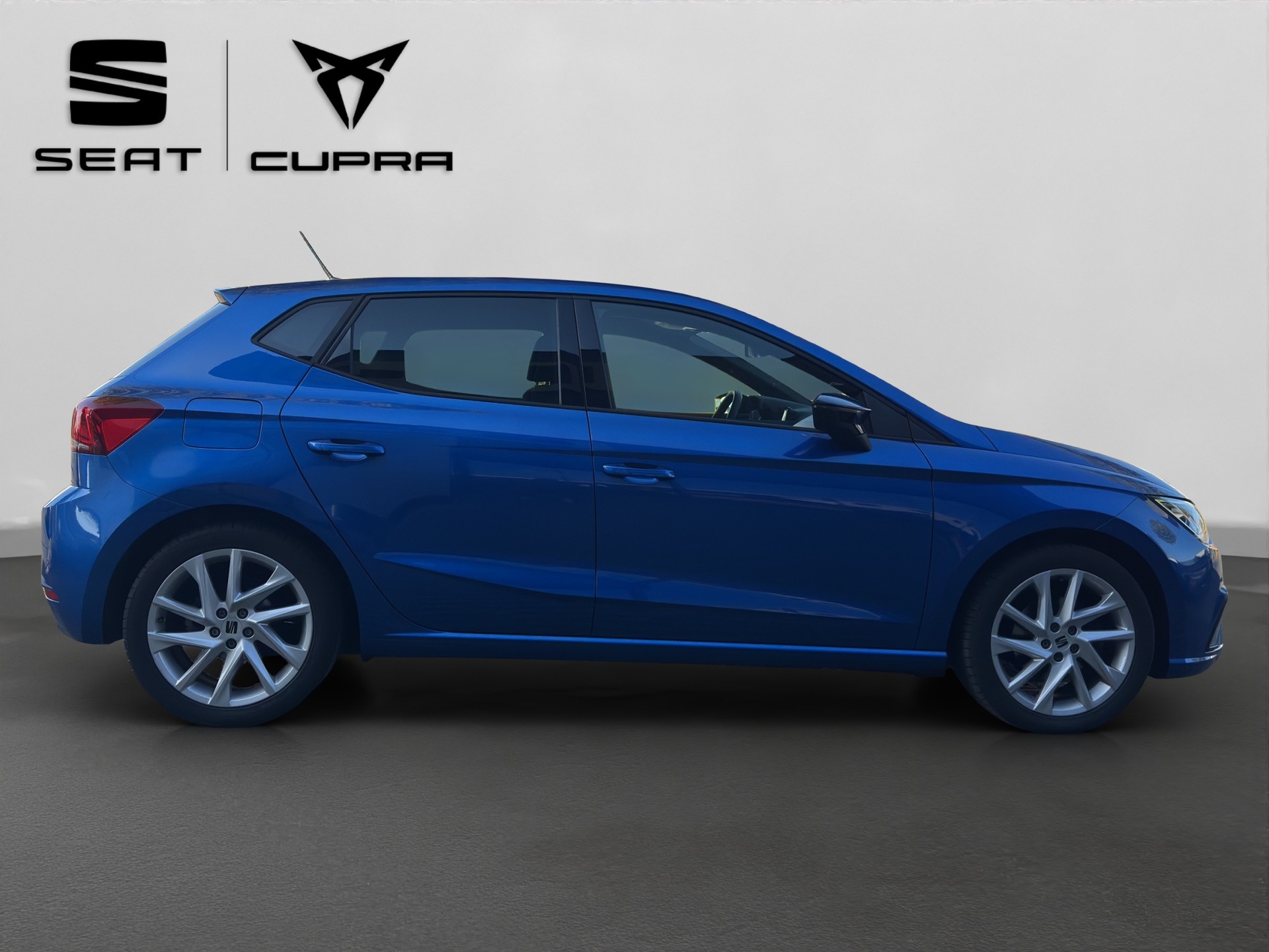 SEAT Ibiza 1.0 EcoTSI Hola FR DSG-image-5