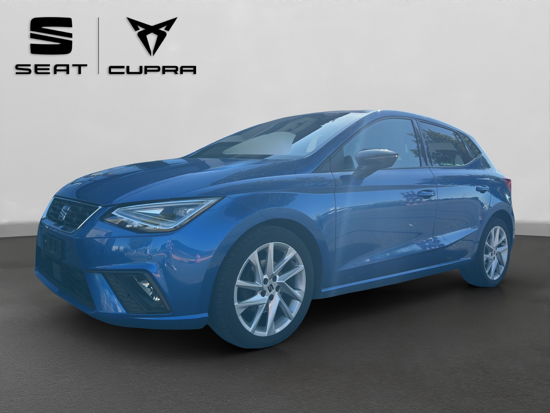 SEAT Ibiza 1.0 EcoTSI Hola FR DSG-image-0