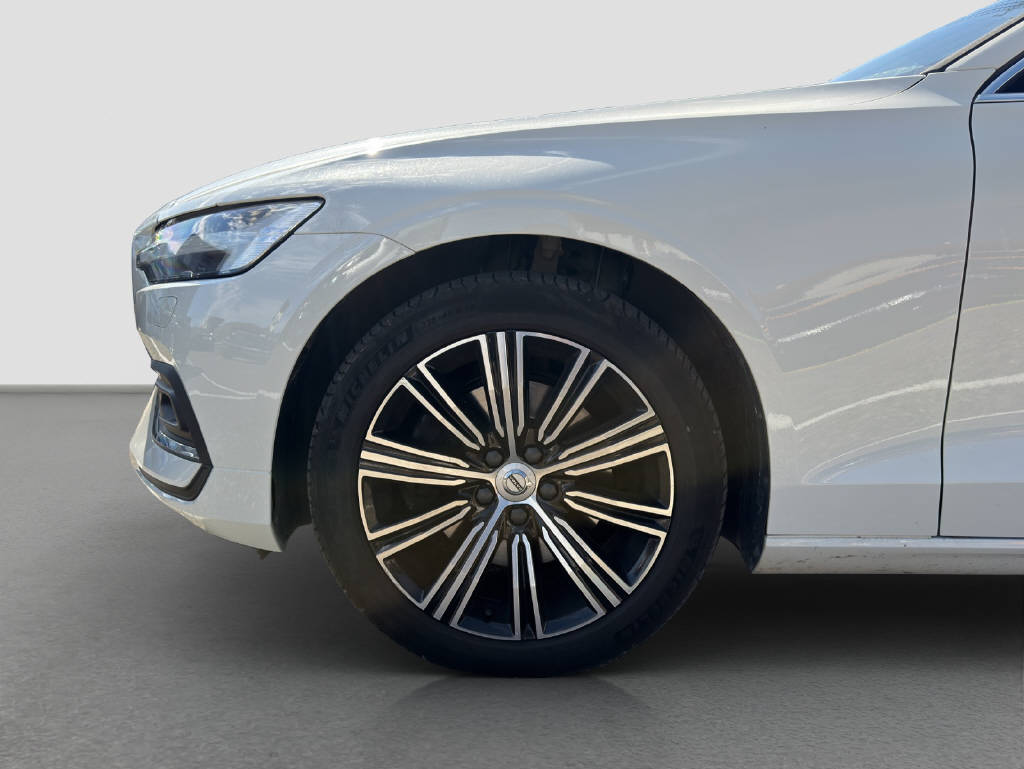VOLVO V60 2.0 B4 Inscription-image-6