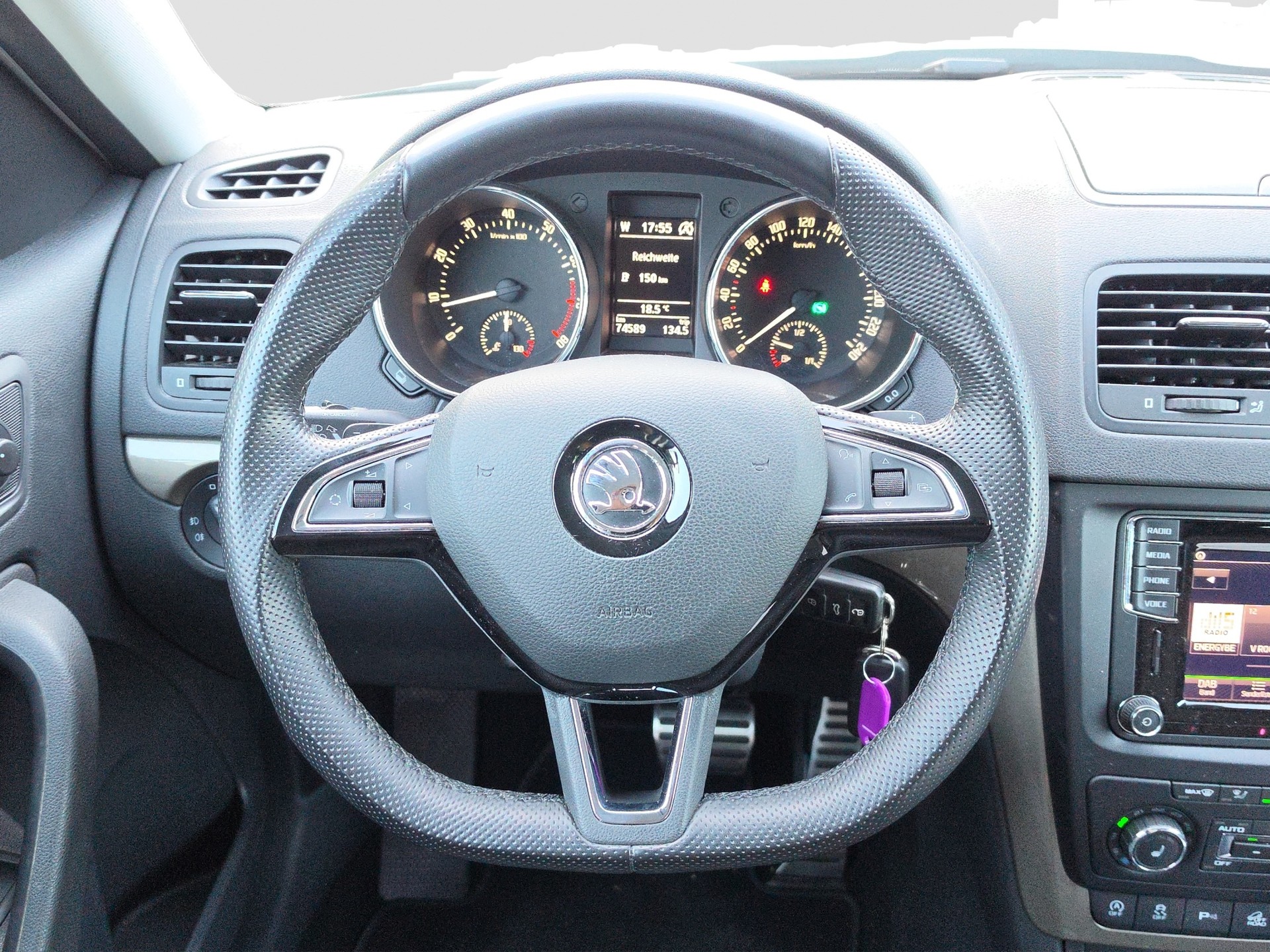 SKODA Yeti 1.4 TSI Style 4x4 DSG-image-9