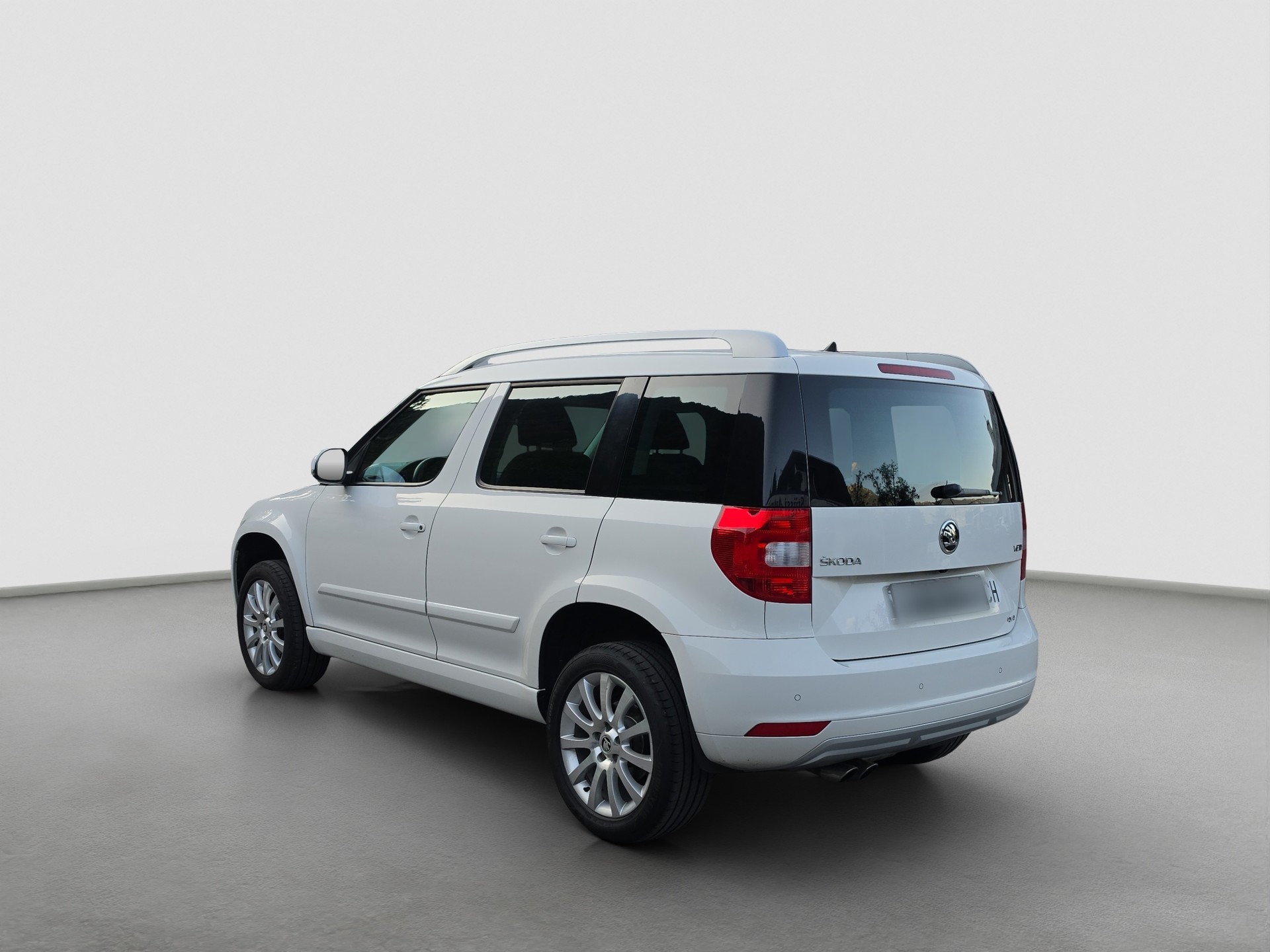 SKODA Yeti 1.4 TSI Style 4x4 DSG-image-2