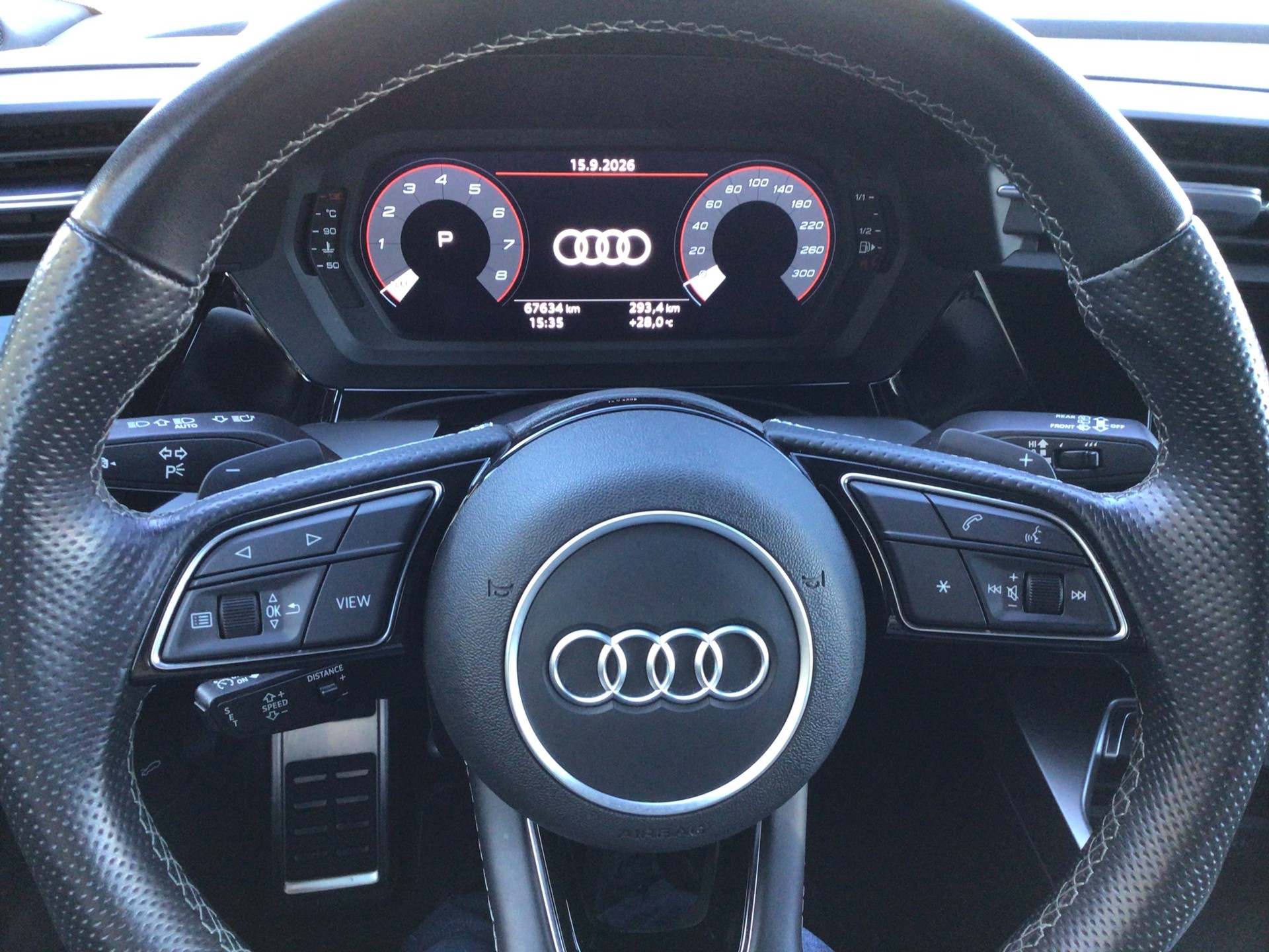 AUDI S3 Sportback 2.0 TFSI quattro S-tronic-image-9
