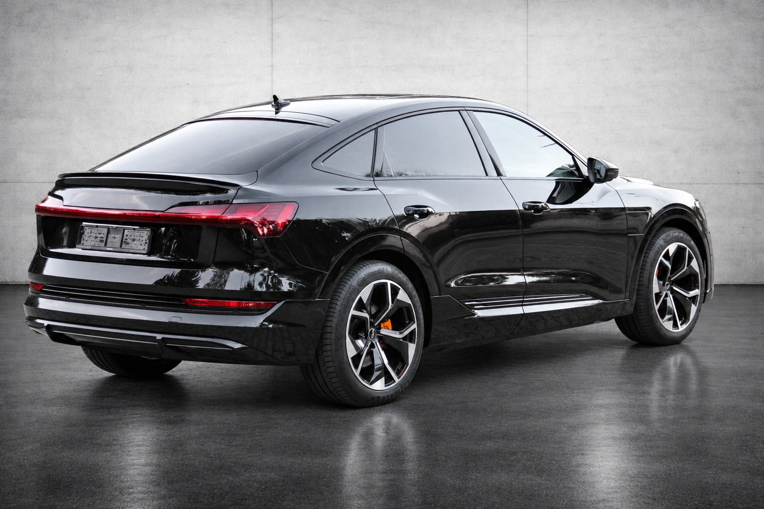 AUDI e-tron 55 Sportback S Line Black Edition quattro-image-8