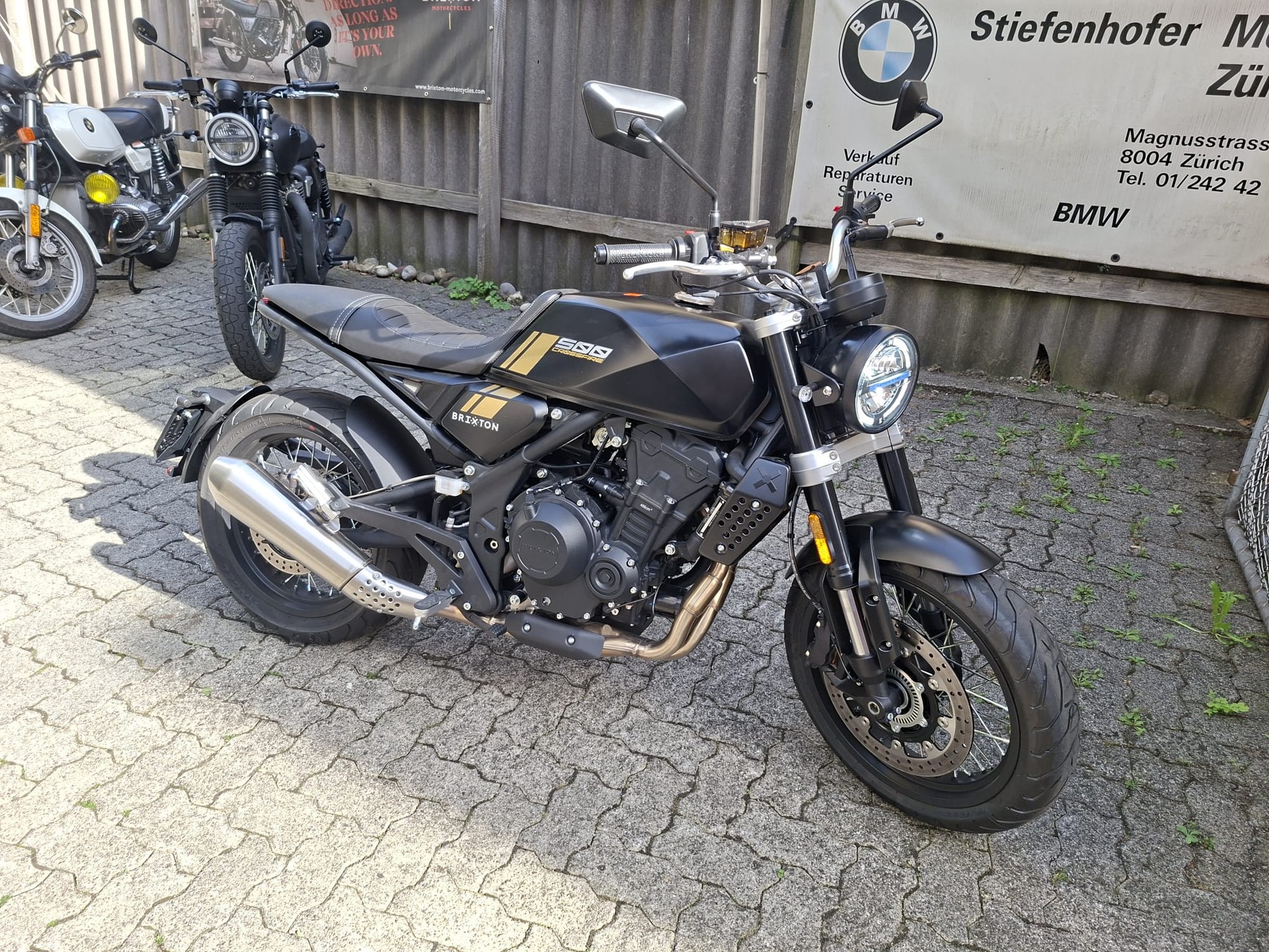 BRIXTON Crossfire 500