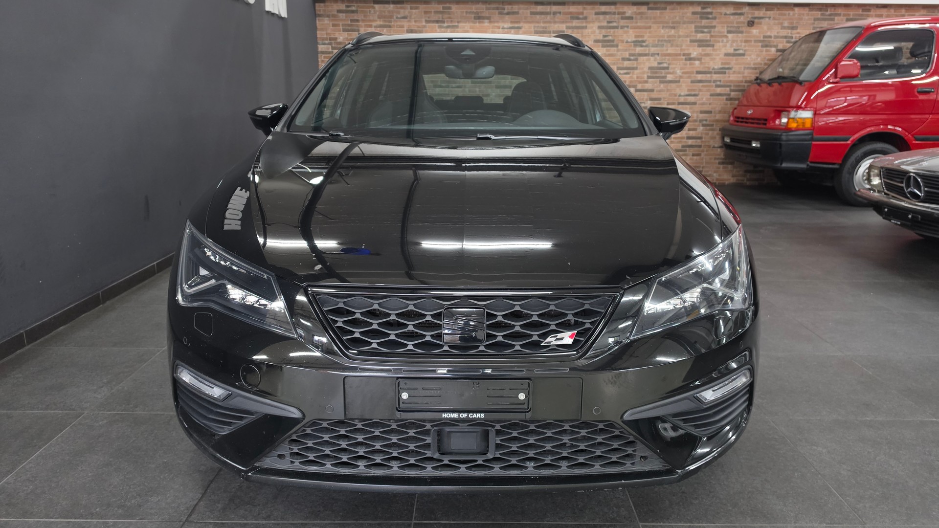 SEAT Leon ST 2.0 TSI Cupra 300 4 Drive DSG-image-16