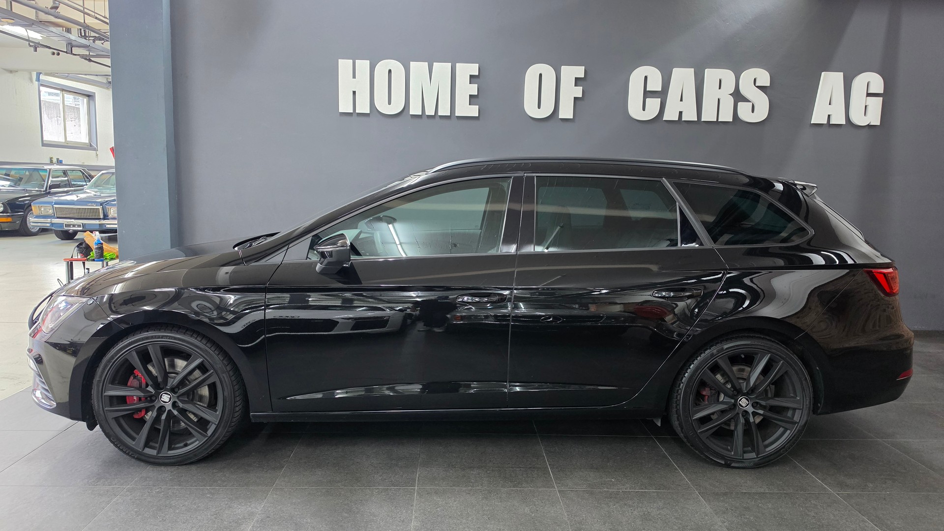 SEAT Leon ST 2.0 TSI Cupra 300 4 Drive DSG-image-4