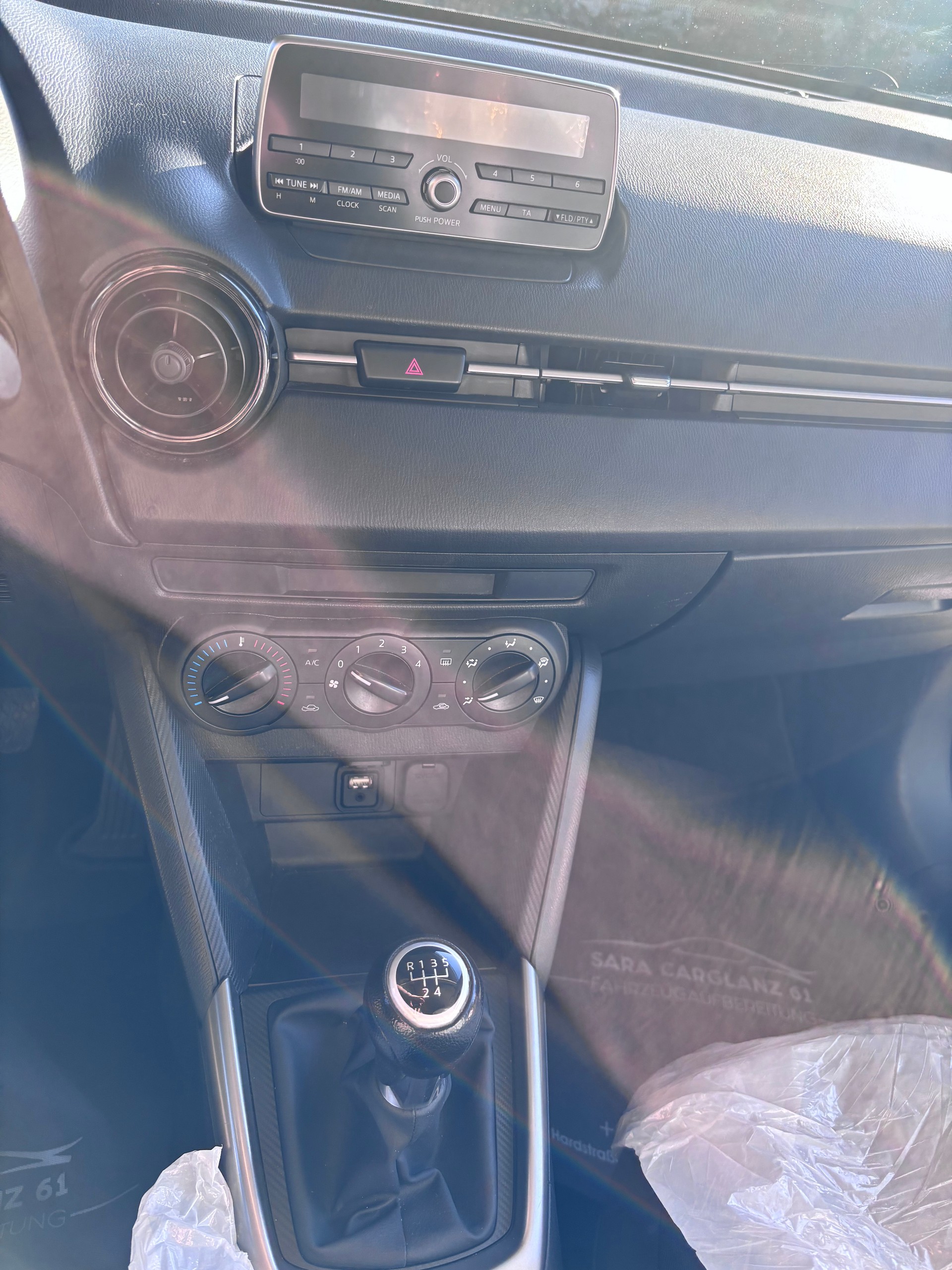 MAZDA 1.5 Challenge-image-5