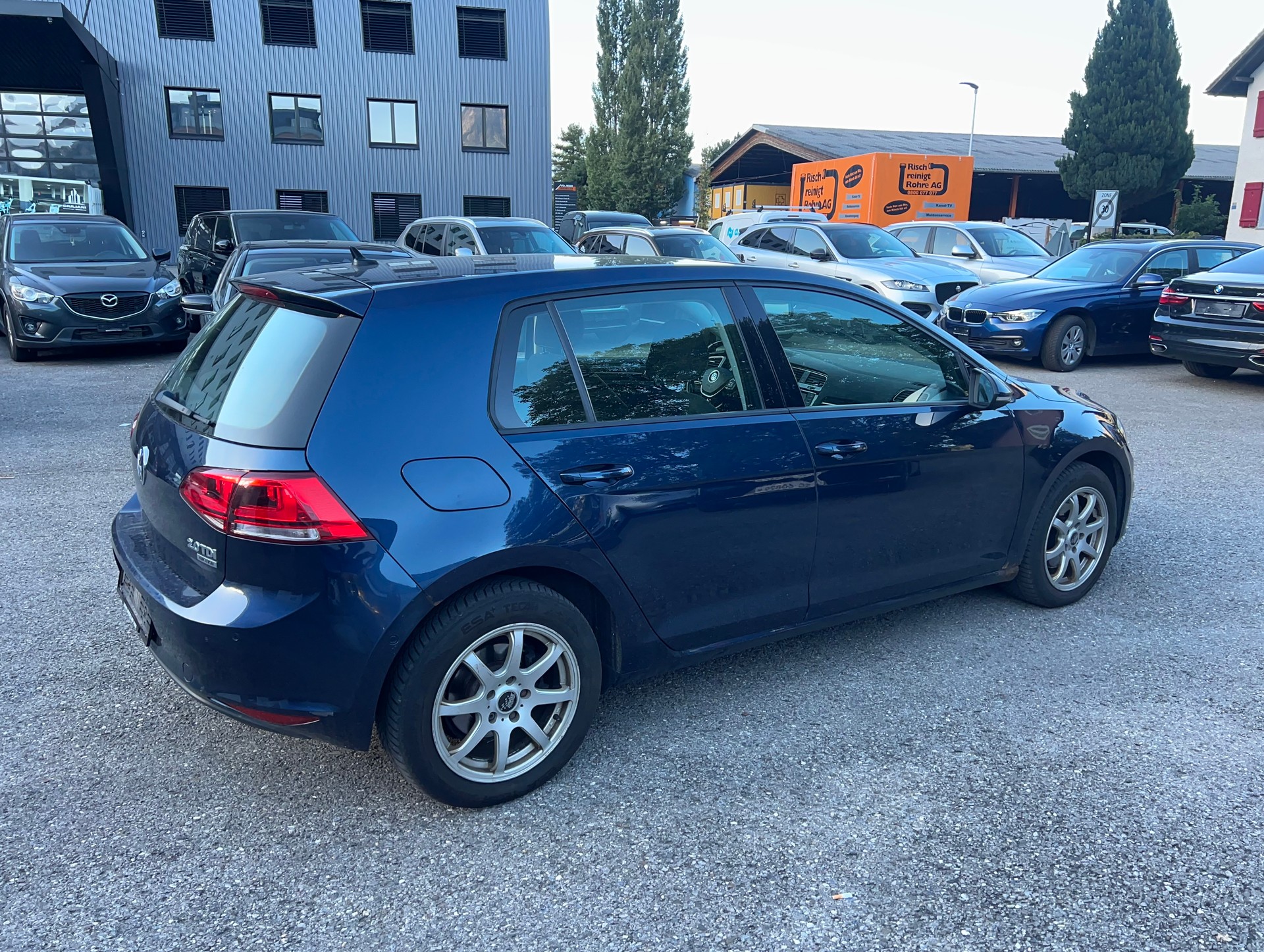 VW Golf 2.0 TDI Comfortline 4Motion-image-8