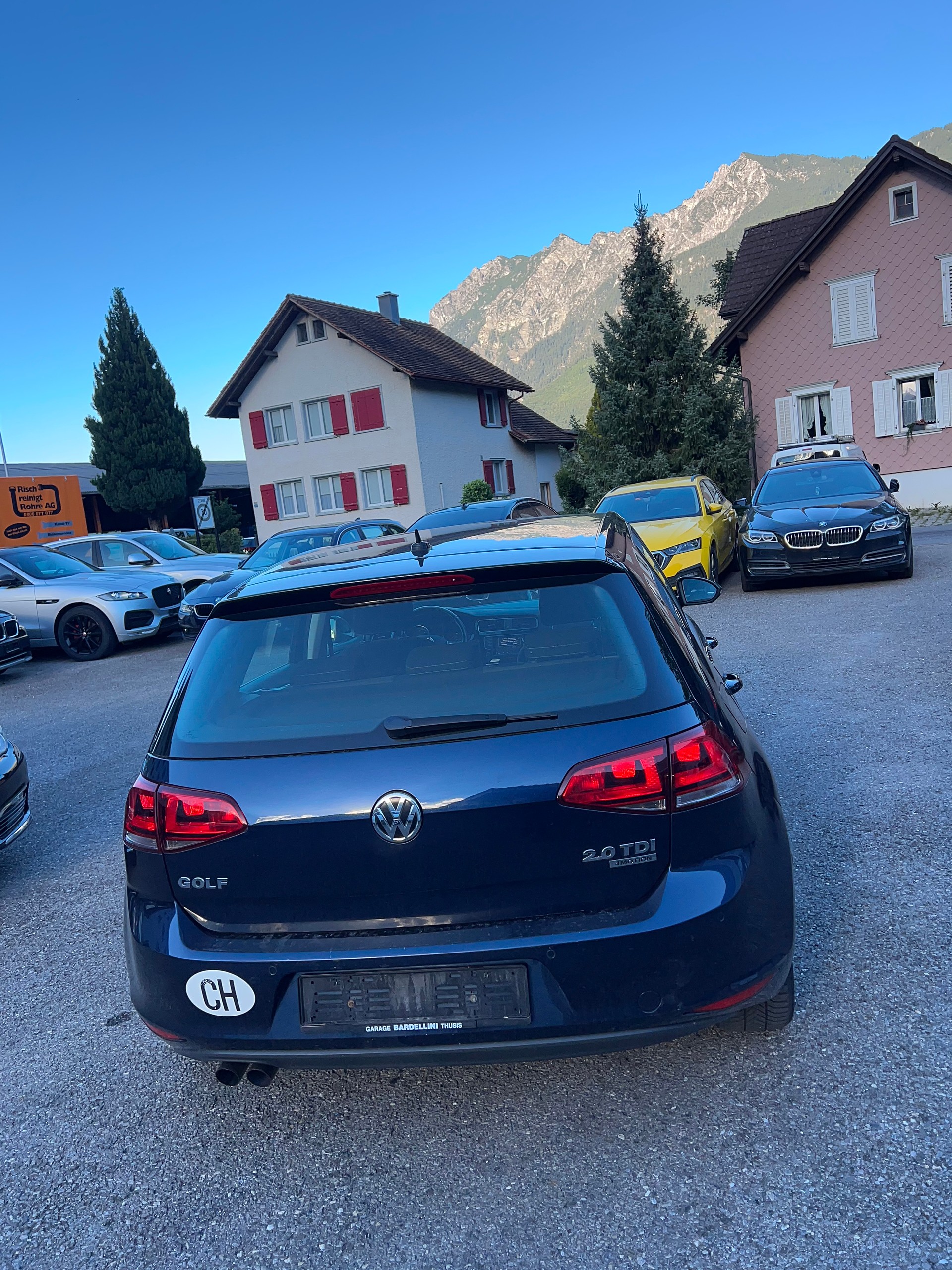 VW Golf 2.0 TDI Comfortline 4Motion-image-3