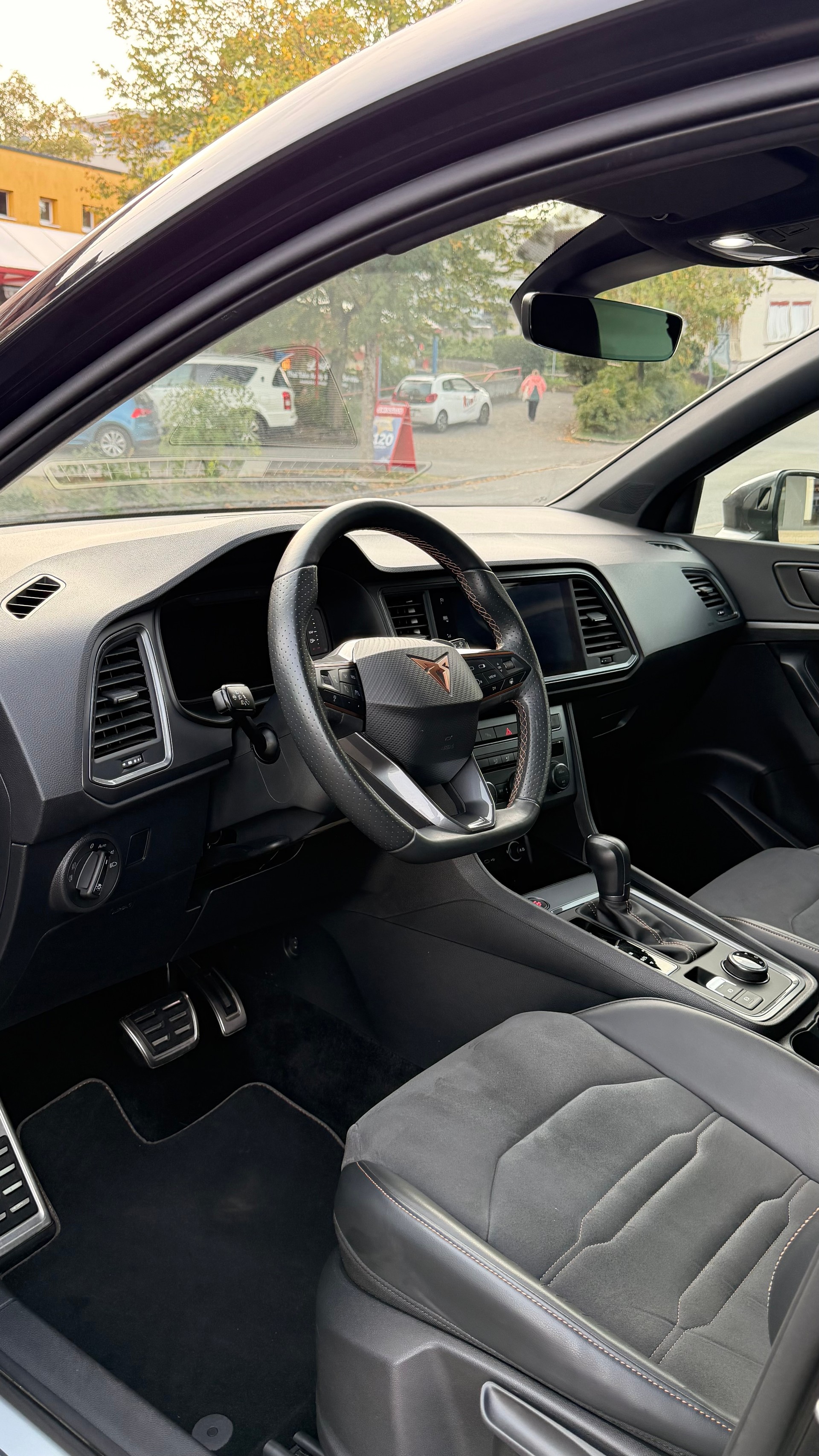 CUPRA ATECA-image-4