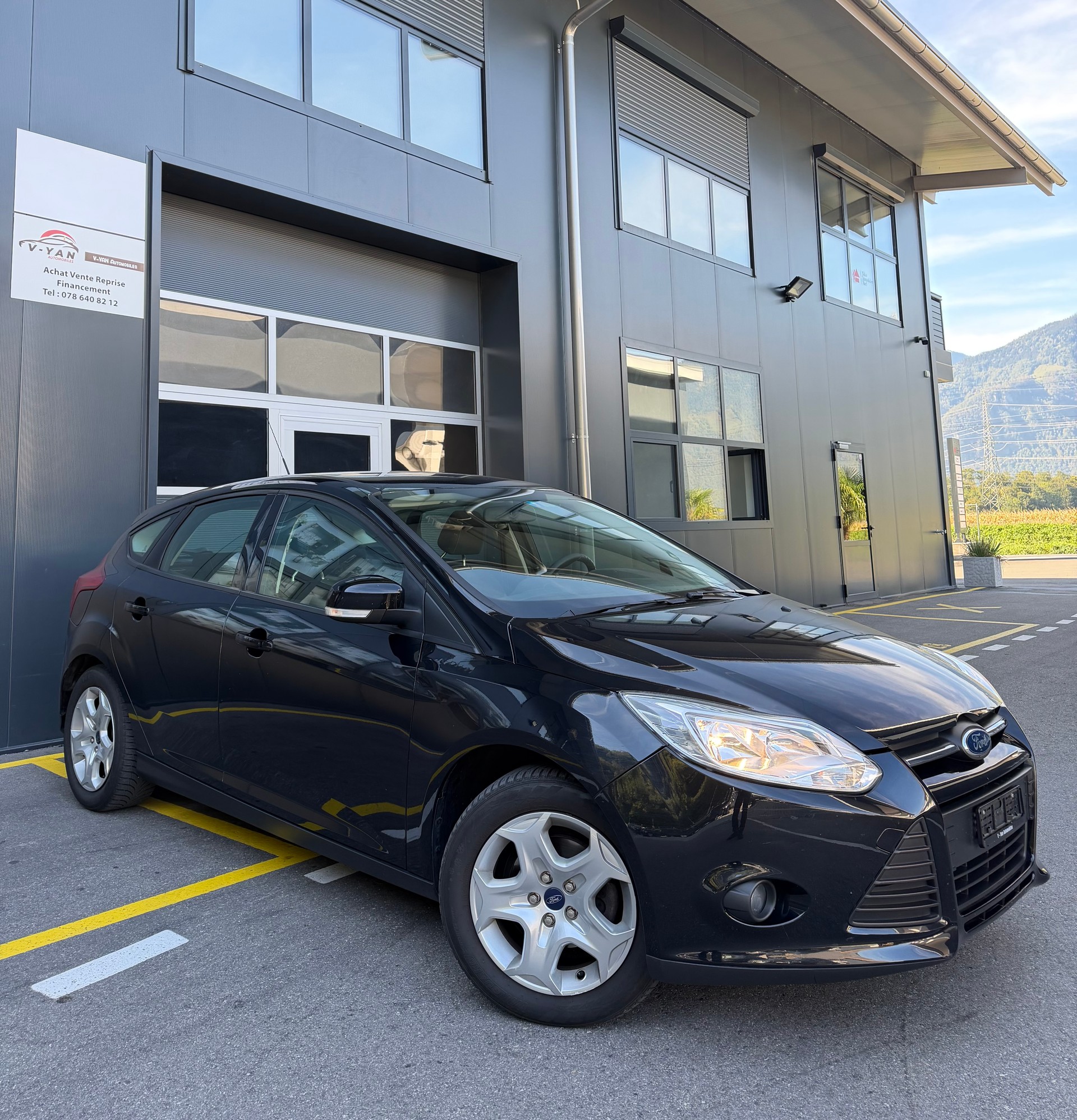 FORD Focus 1.6i VCT Titanium-image-1