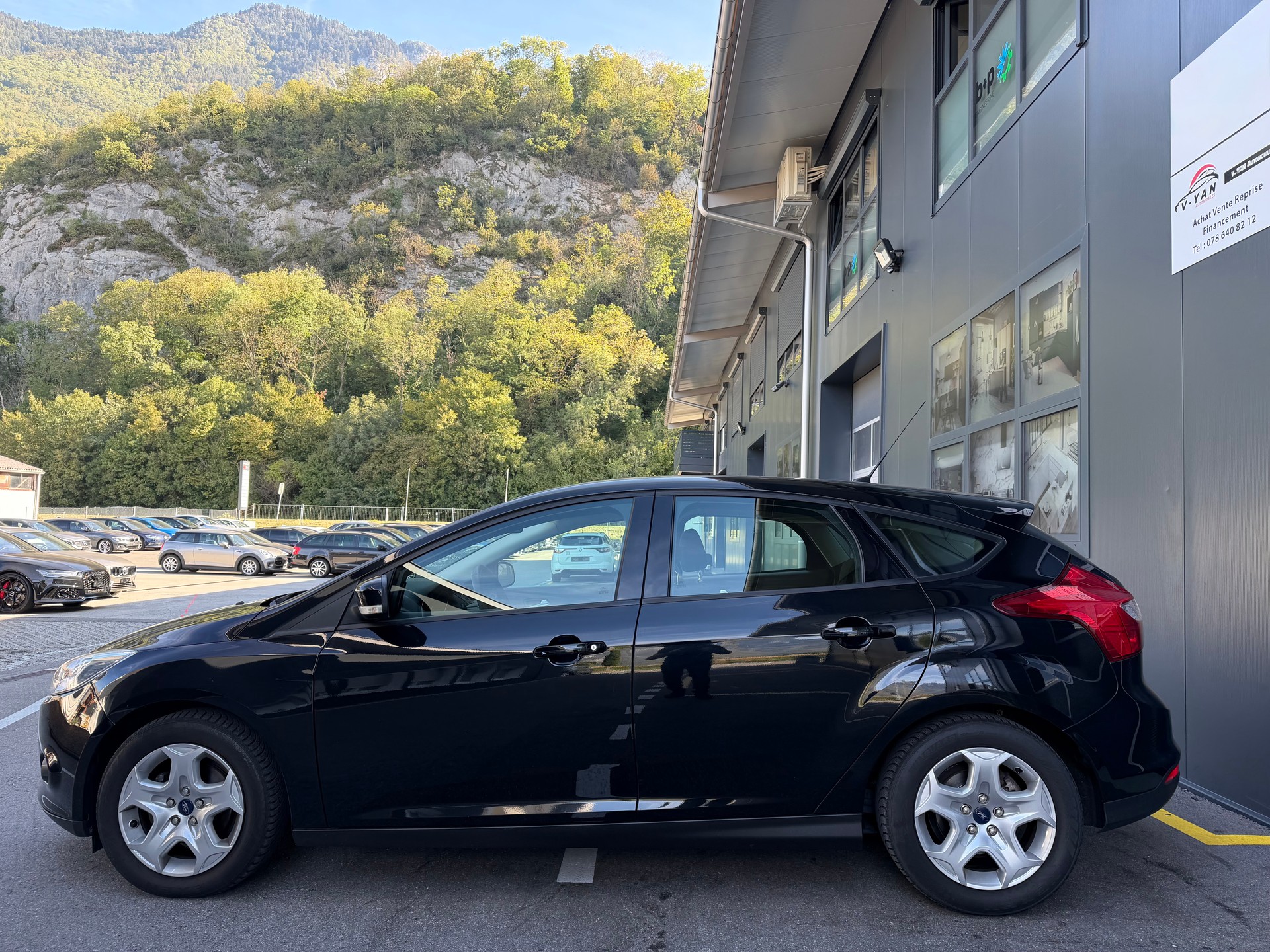 FORD Focus 1.6i VCT Titanium-image-2