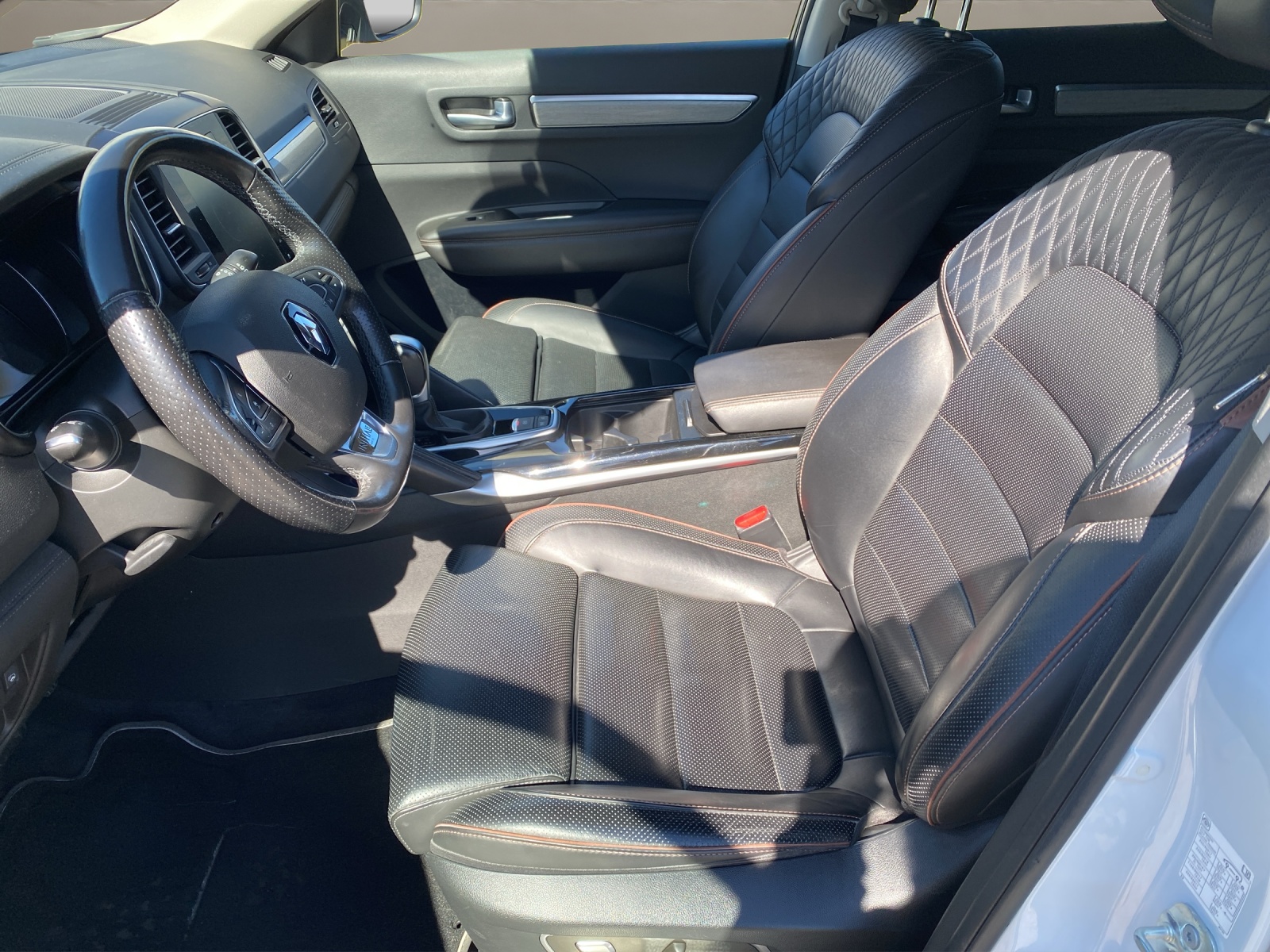 RENAULT Koleos 2.0 dCi Initiale Paris 4WD Xtronic CVT-image-8