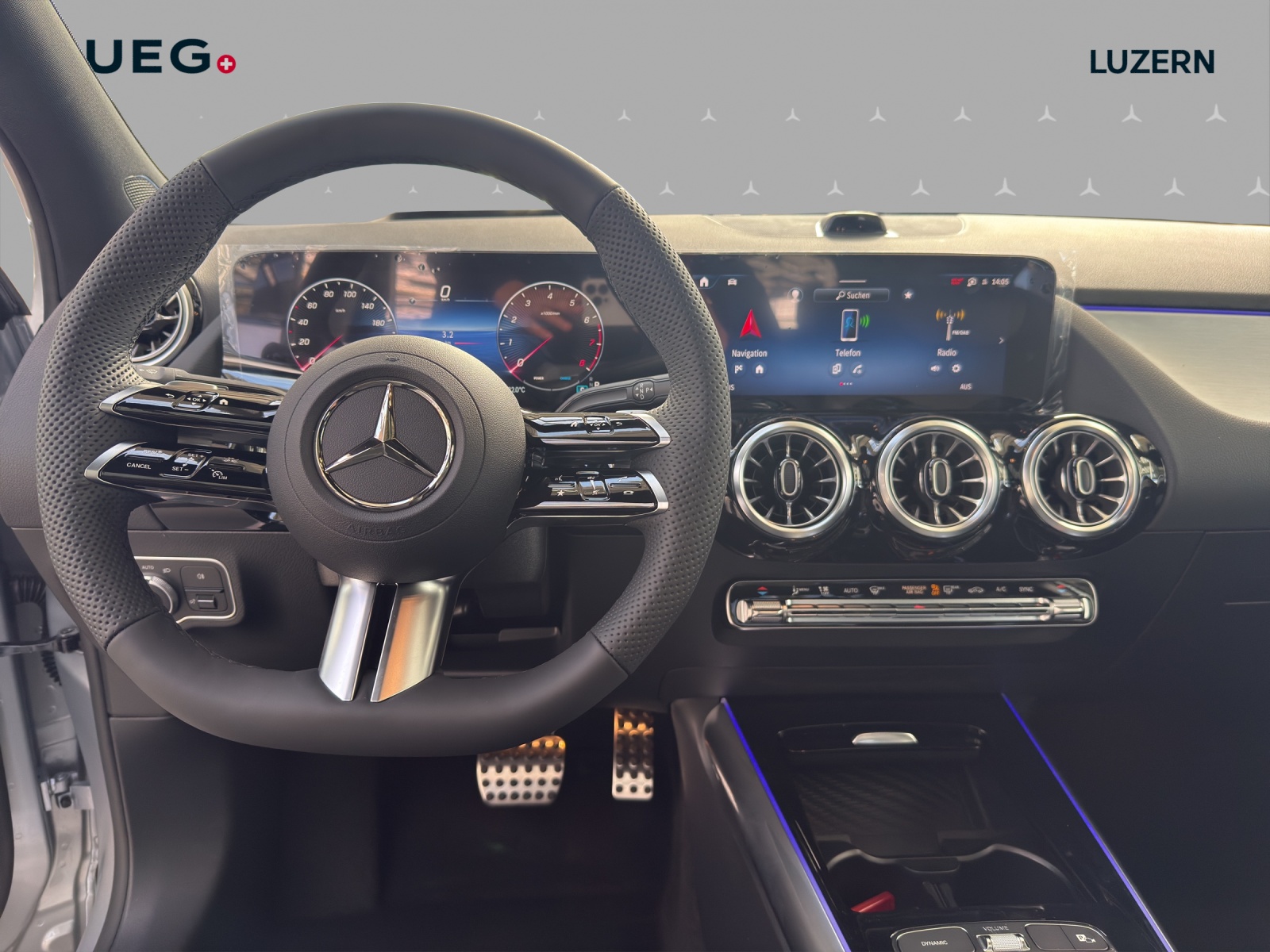 MERCEDES-BENZ GLA 250 4Matic 8G-DCT Swiss Star-image-10