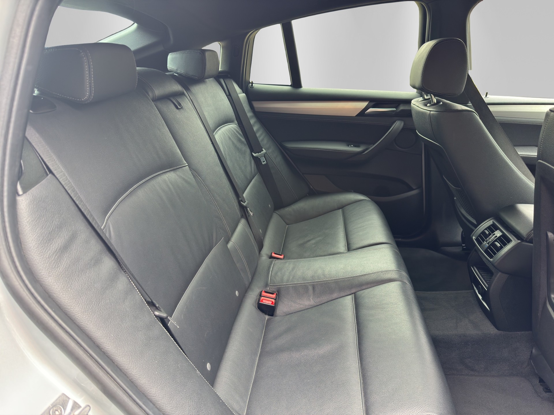BMW X4 M 40i Steptronic-image-12