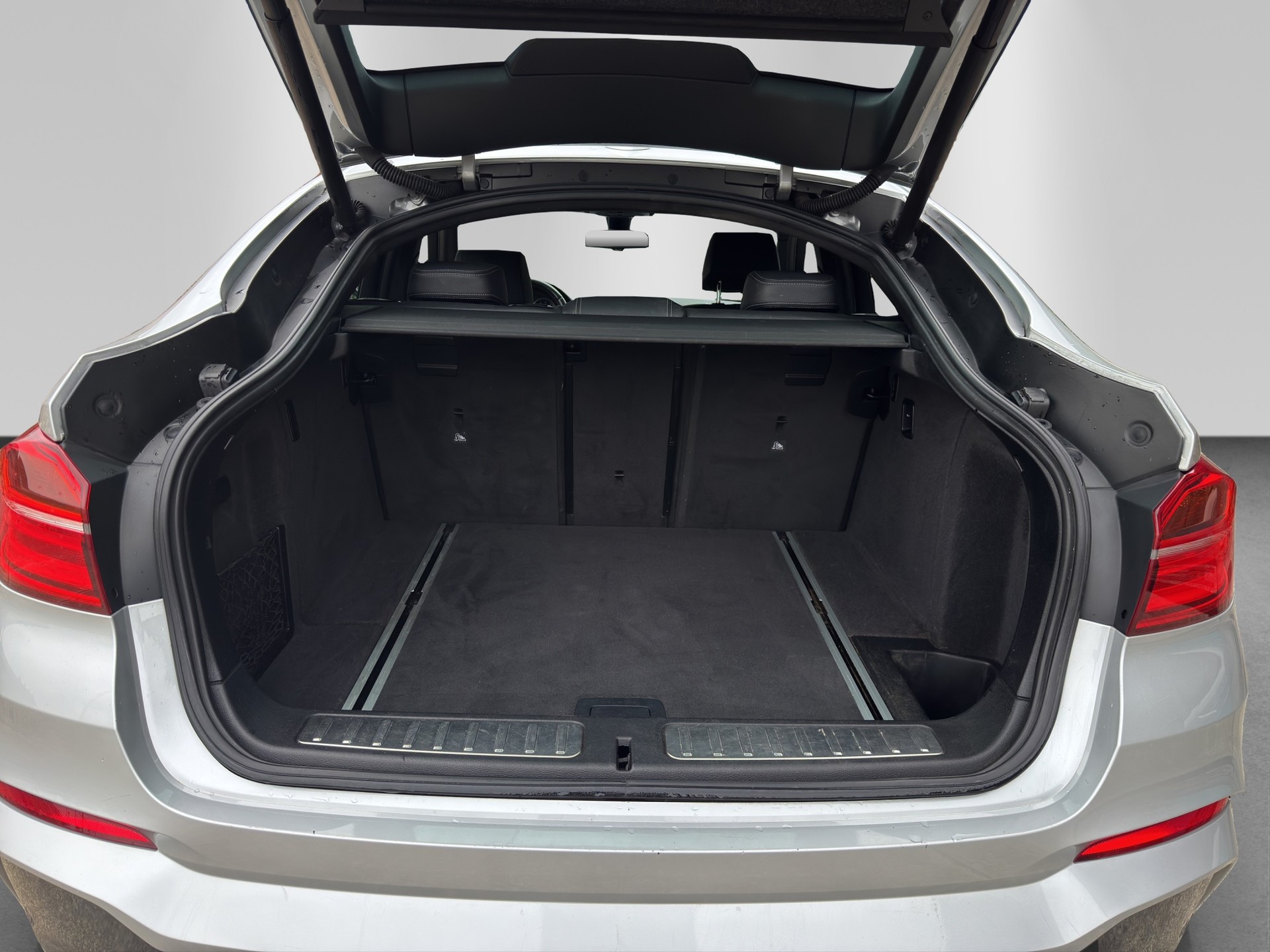 BMW X4 M 40i Steptronic-image-13
