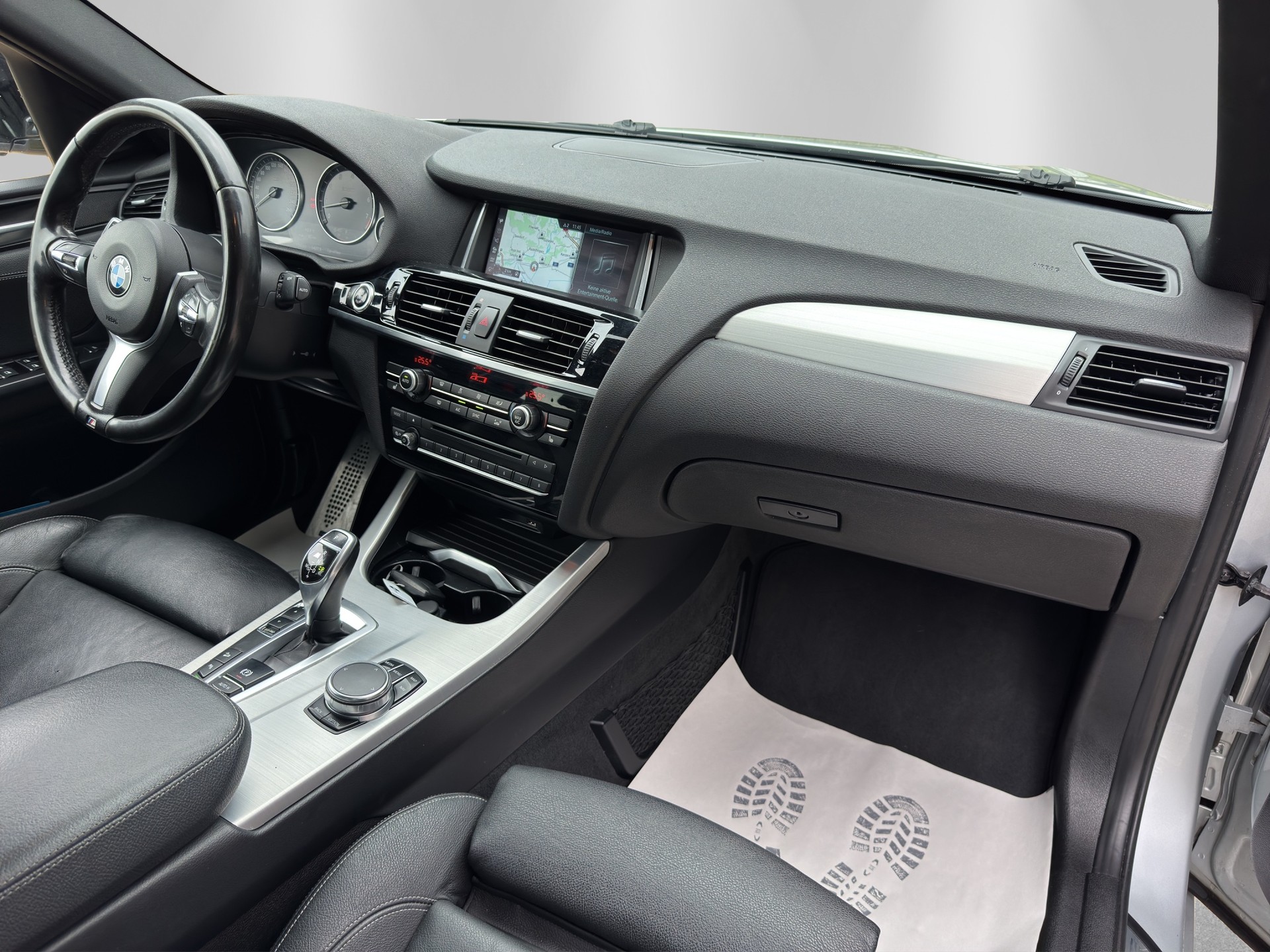 BMW X4 M 40i Steptronic-image-10