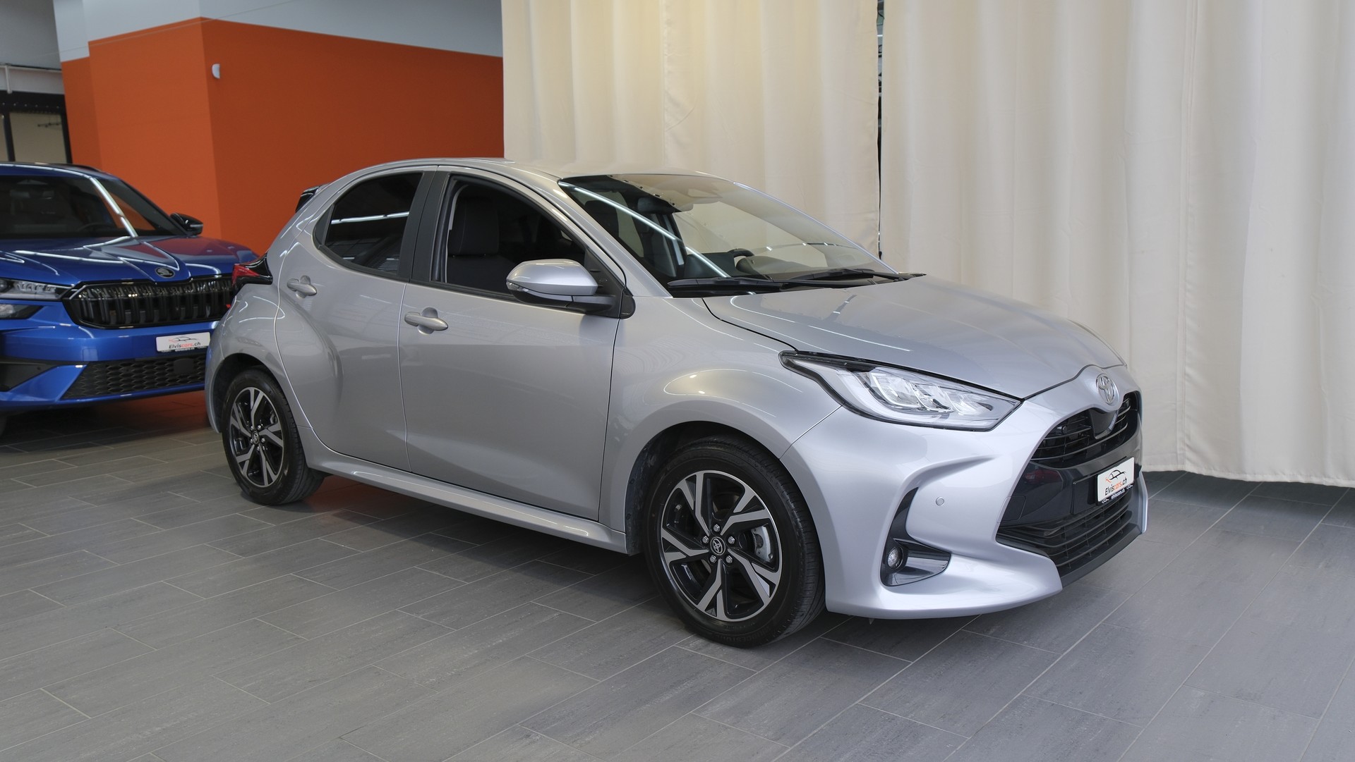 TOYOTA Yaris 1.5 Trend e-CVT-image-26