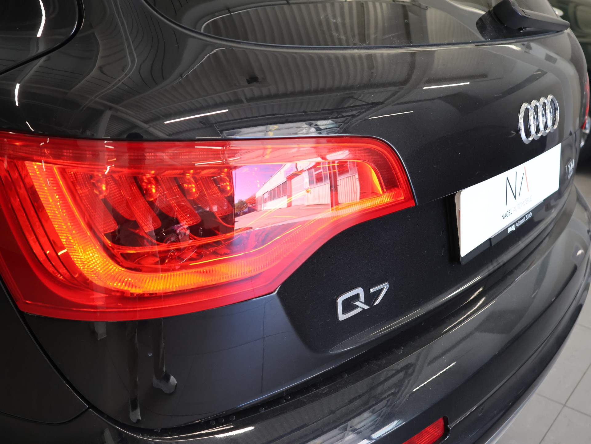 AUDI Q7 3.0 TDI quattro tiptronic-image-5