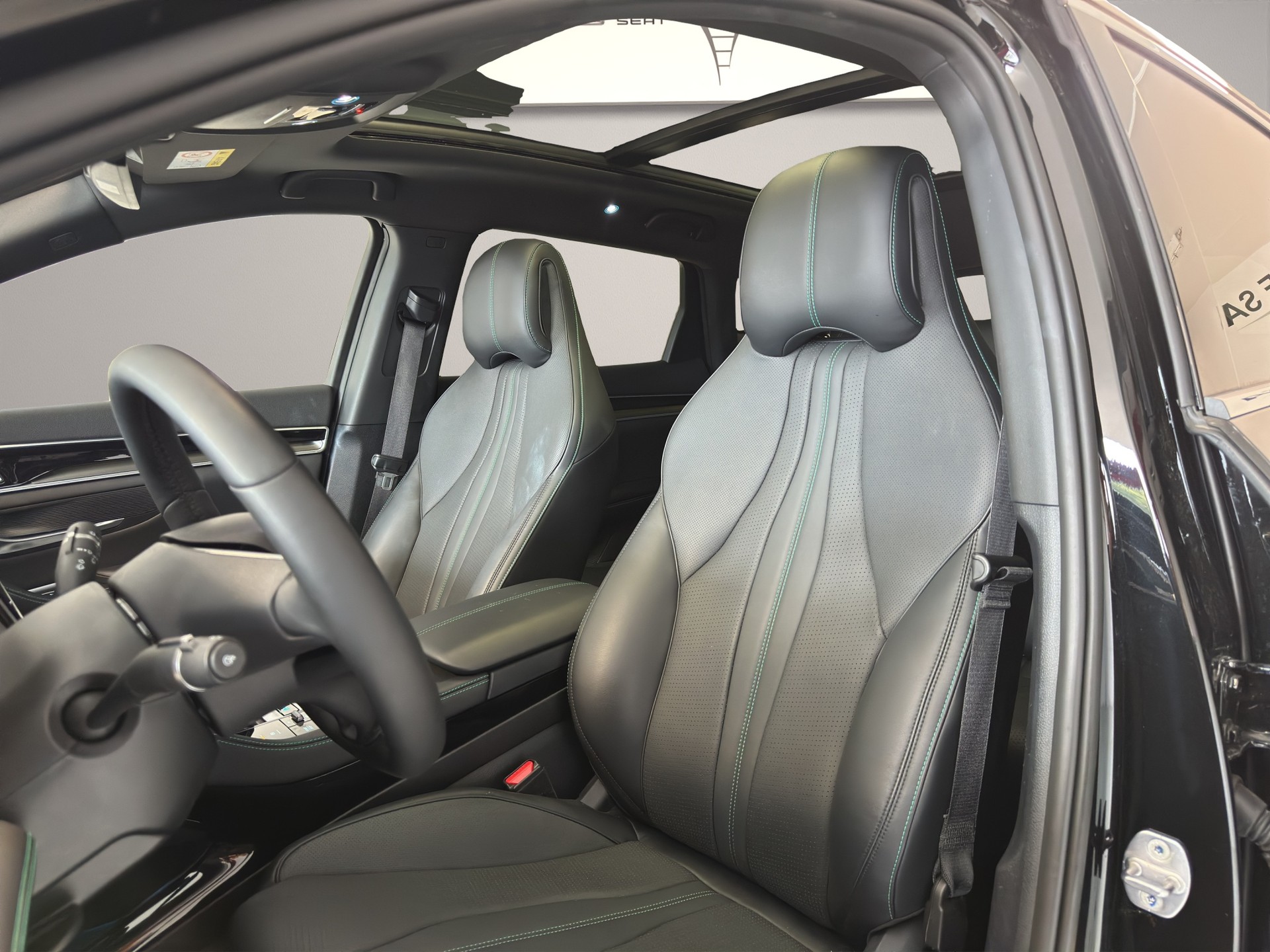 BYD Seal U DM-i Design AWD-image-7