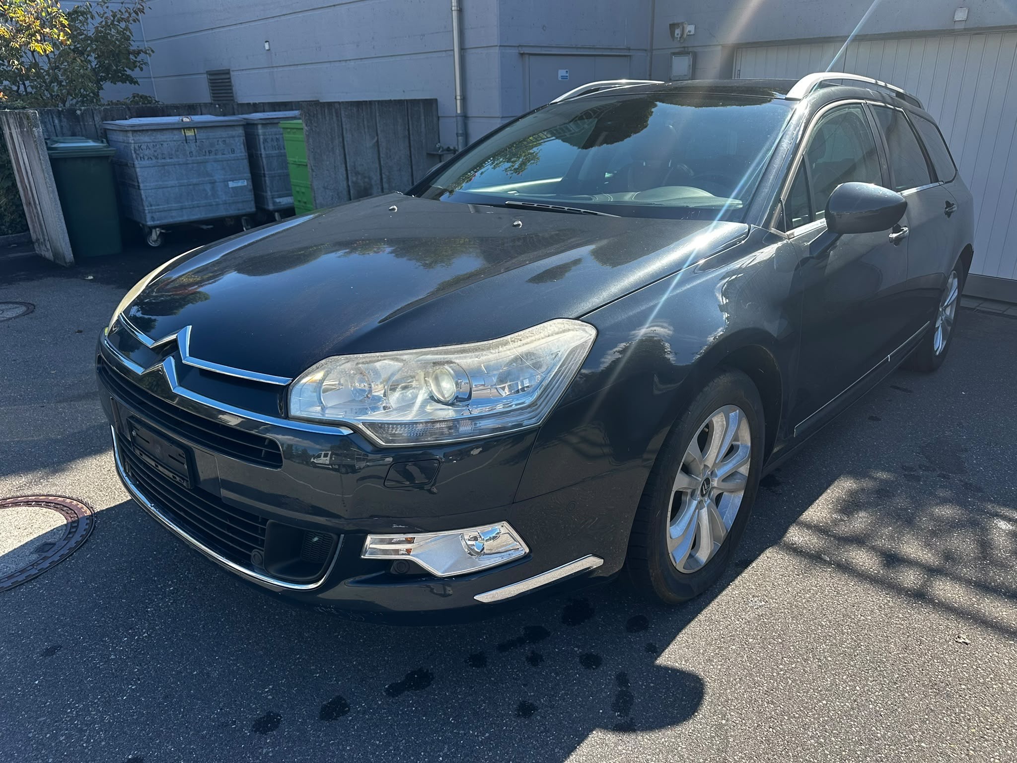 Car photo