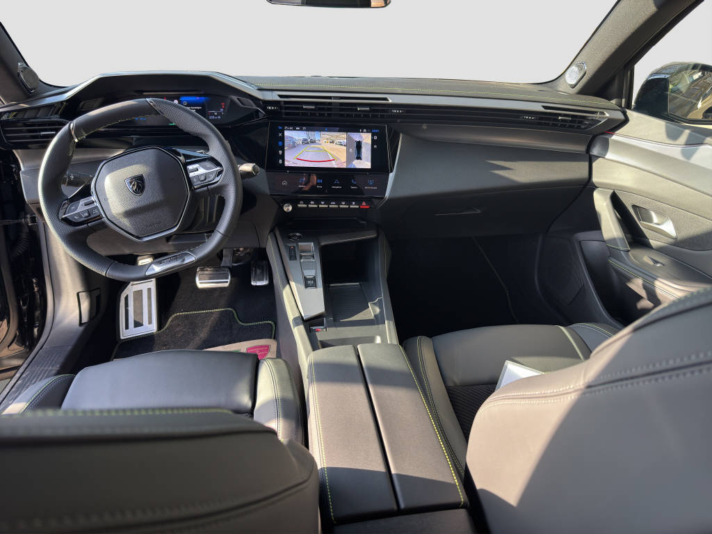 PEUGEOT 408 1.6 PHEV 225 GT-image-11