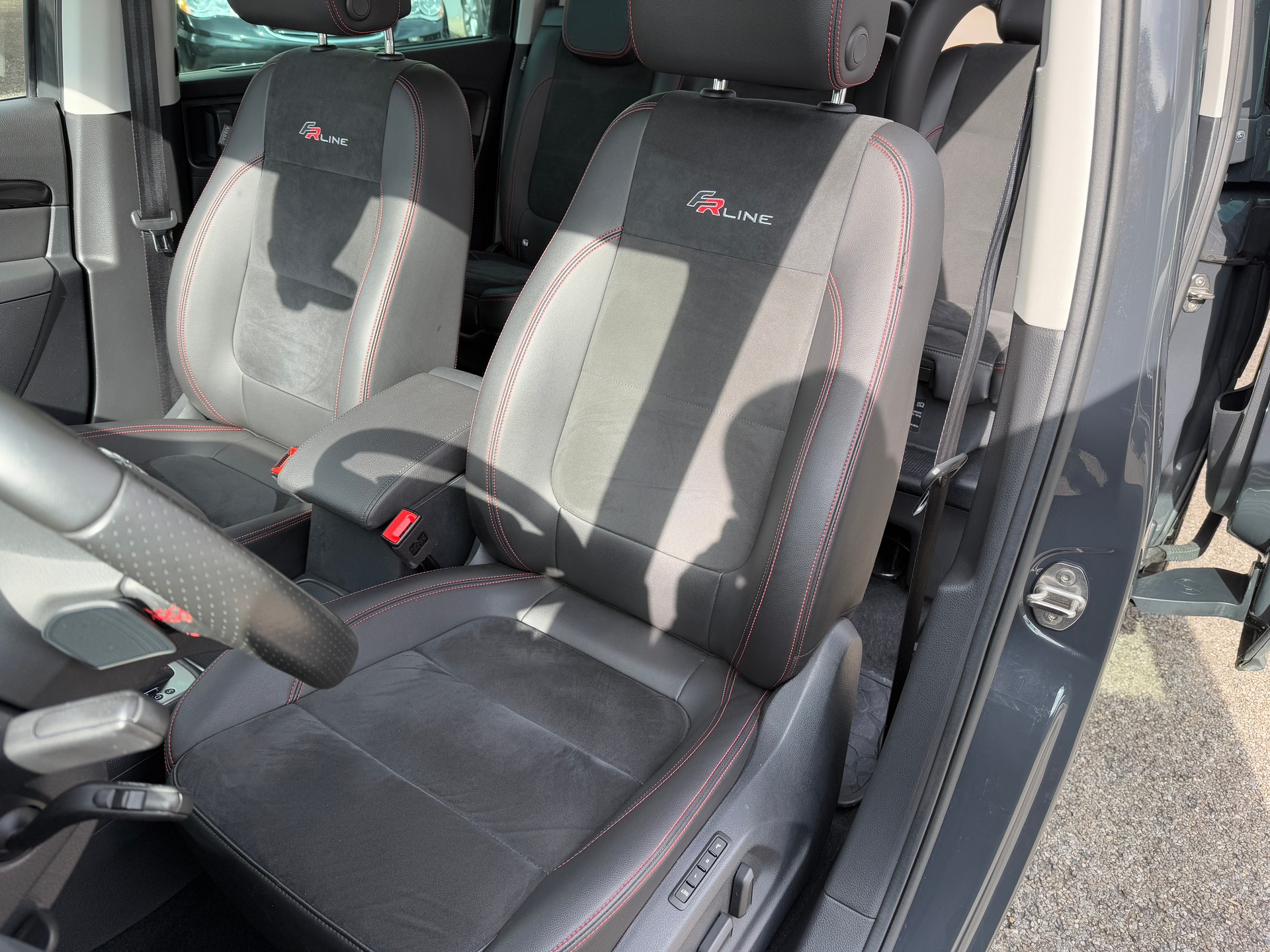 SEAT Alhambra 1.4 TSI DSG Hola FR-image-16