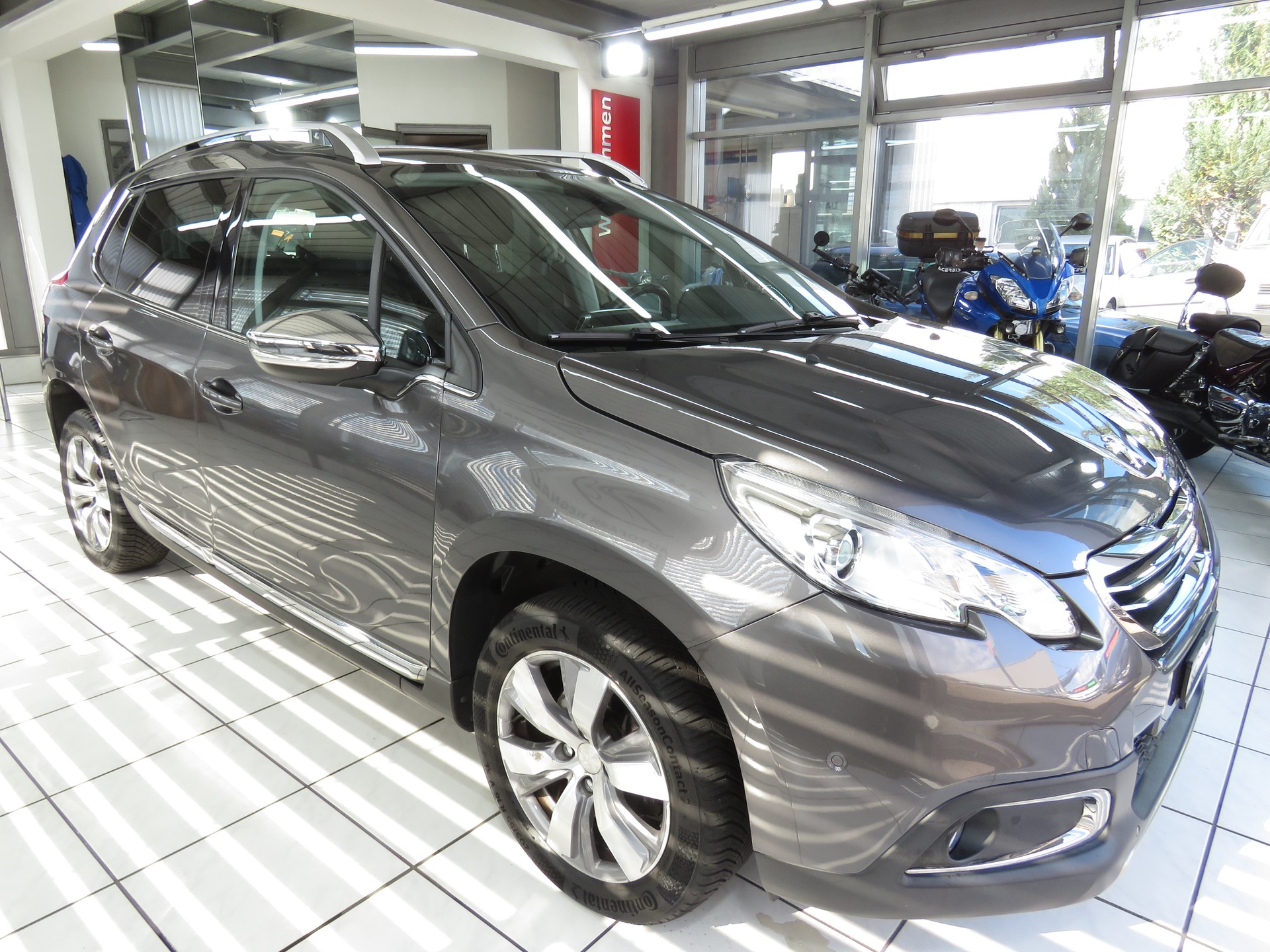 PEUGEOT 2008 1.6 VTI Allure Automatic-image-2