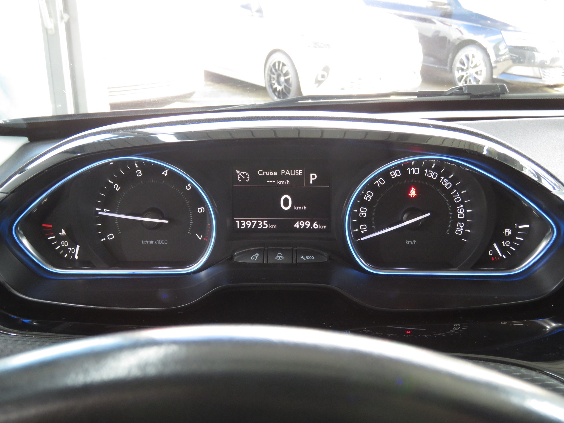 PEUGEOT 2008 1.6 VTI Allure Automatic-image-14