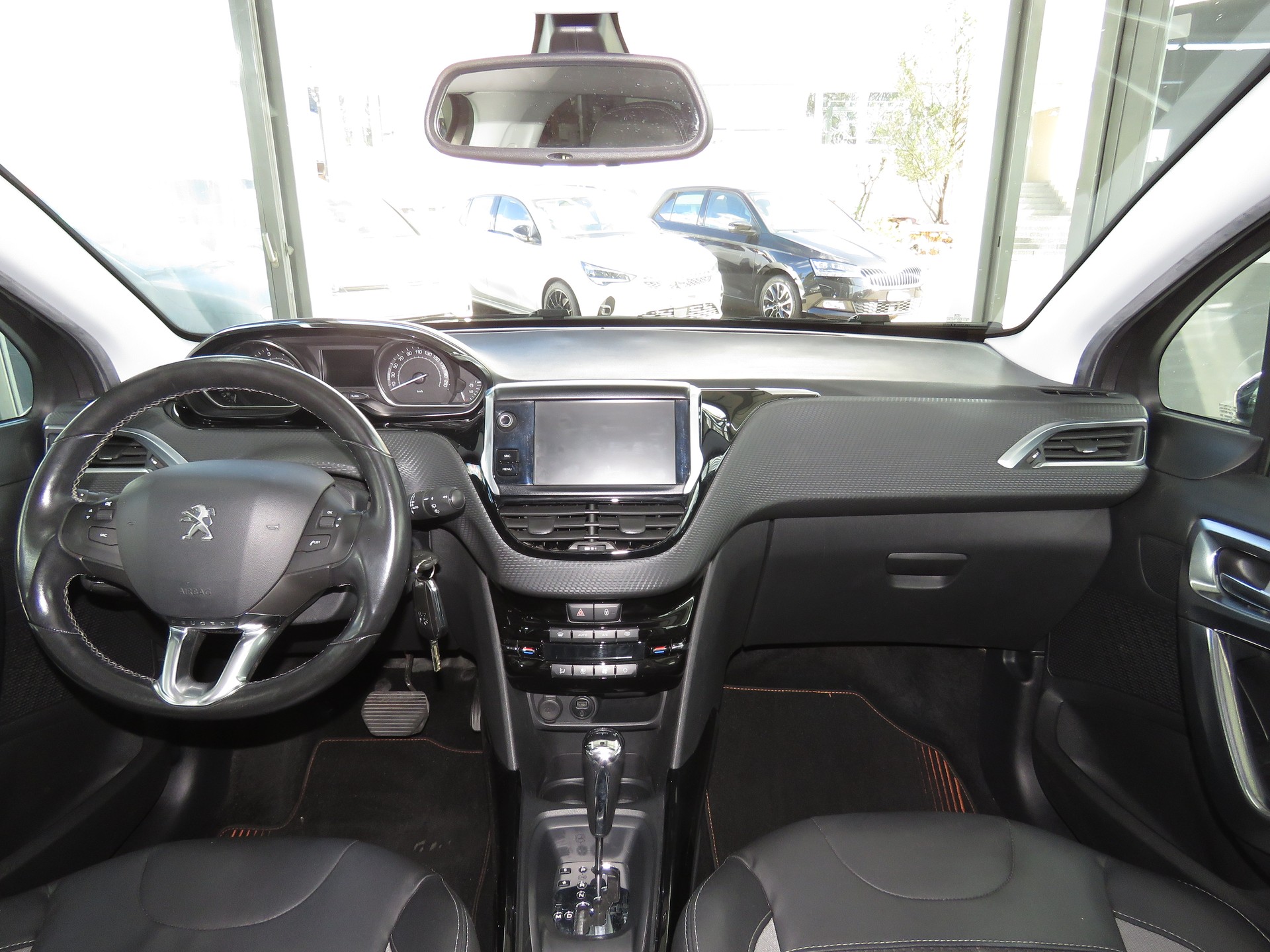 PEUGEOT 2008 1.6 VTI Allure Automatic-image-13