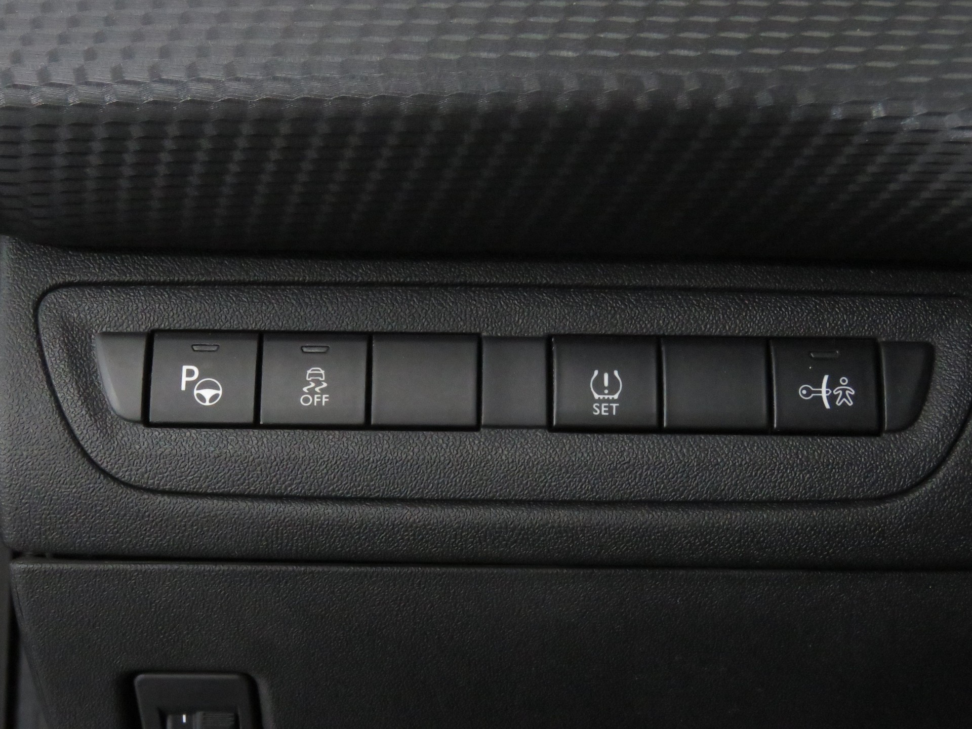 PEUGEOT 2008 1.6 VTI Allure Automatic-image-20