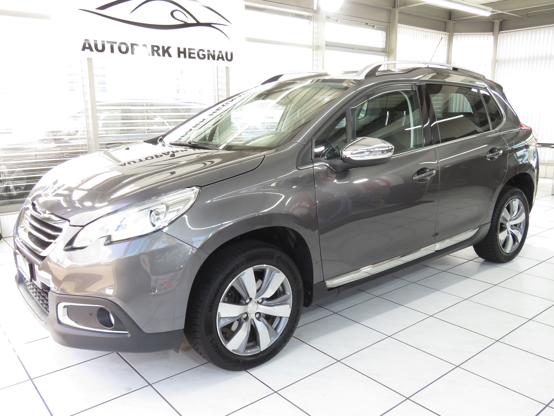 PEUGEOT 2008 1.6 VTI Allure Automatic-image-0