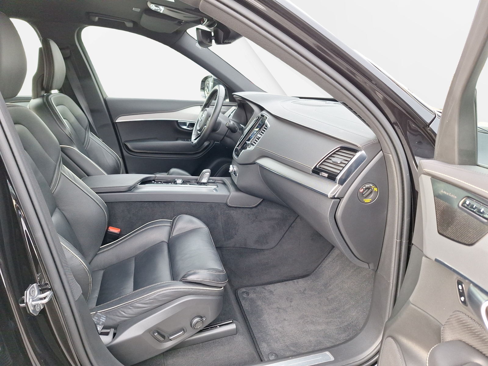 VOLVO XC90 2.0 T8 TE R-Design 7P. eAWD-image-8