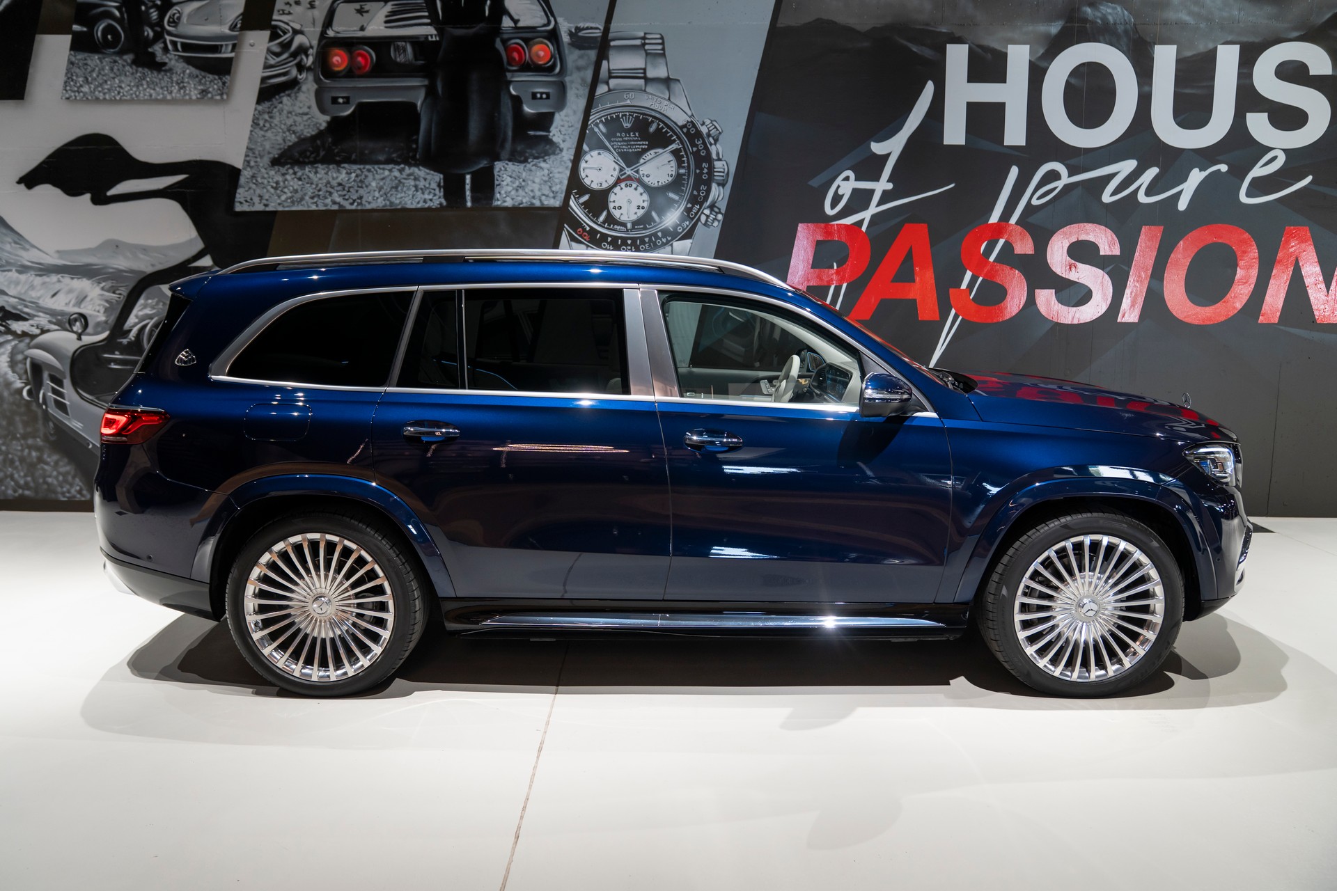 MERCEDES-BENZ GLS Maybach 600 9G-Tronic-image-2